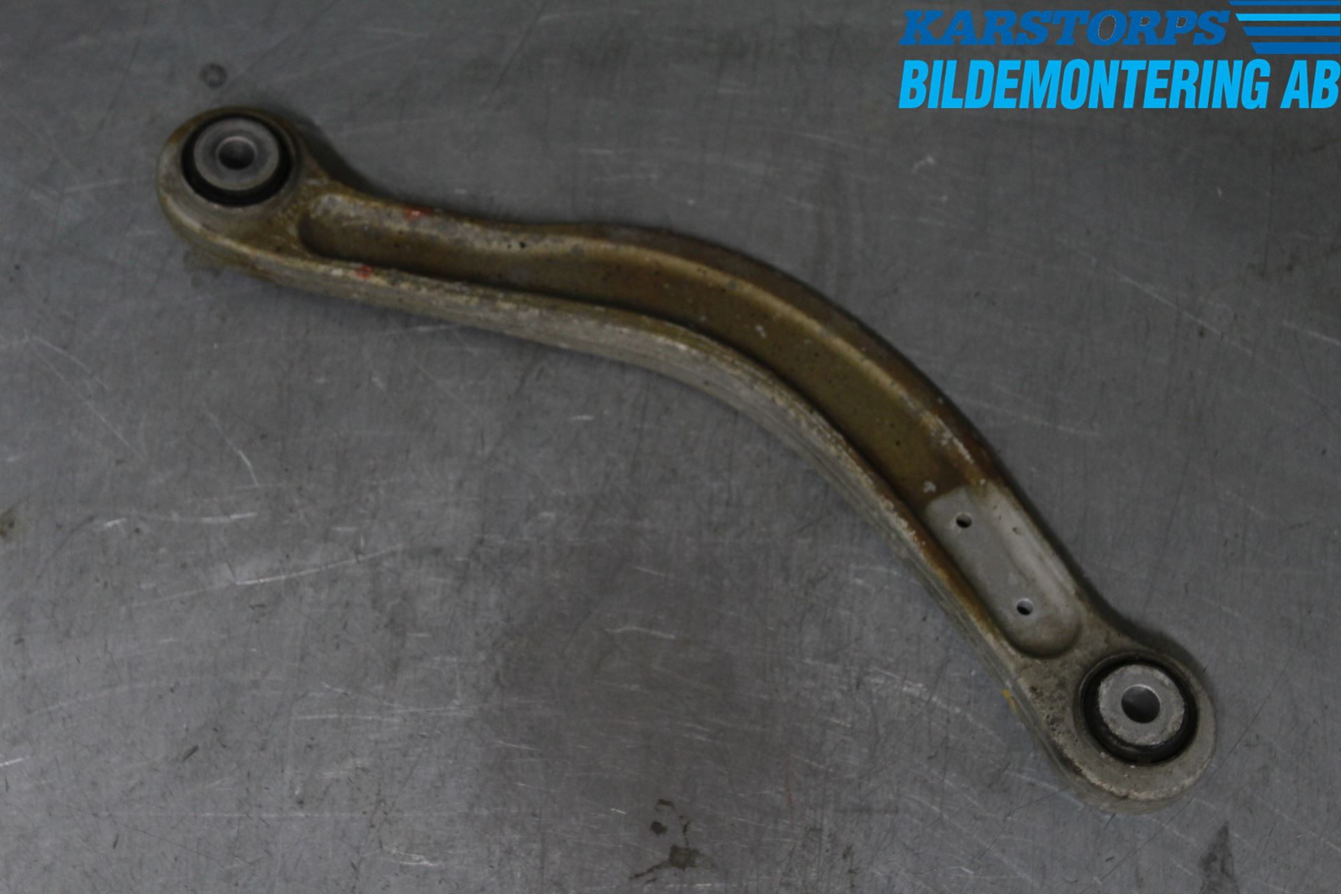 Mercedes-Benz MB E-KLASS (W212) 09-16 Bärarm Bak Vänster