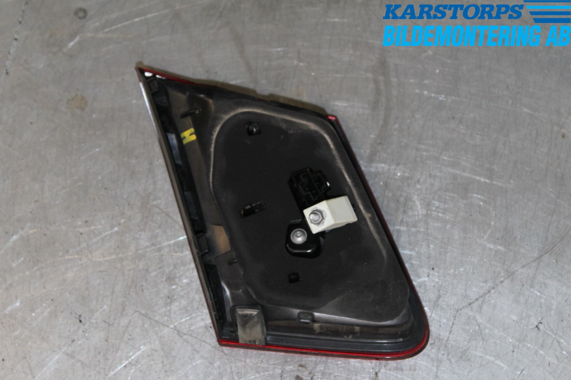 Mercedes-Benz MB E-KLASS (W212) 09-16 Bakljus Lucka Hö