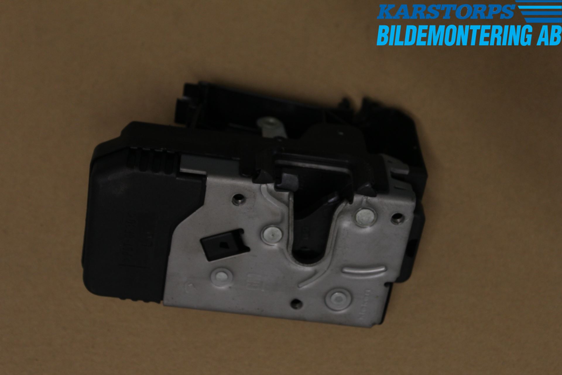 Renault TRAFIC   02-14 Låskista Baklucka