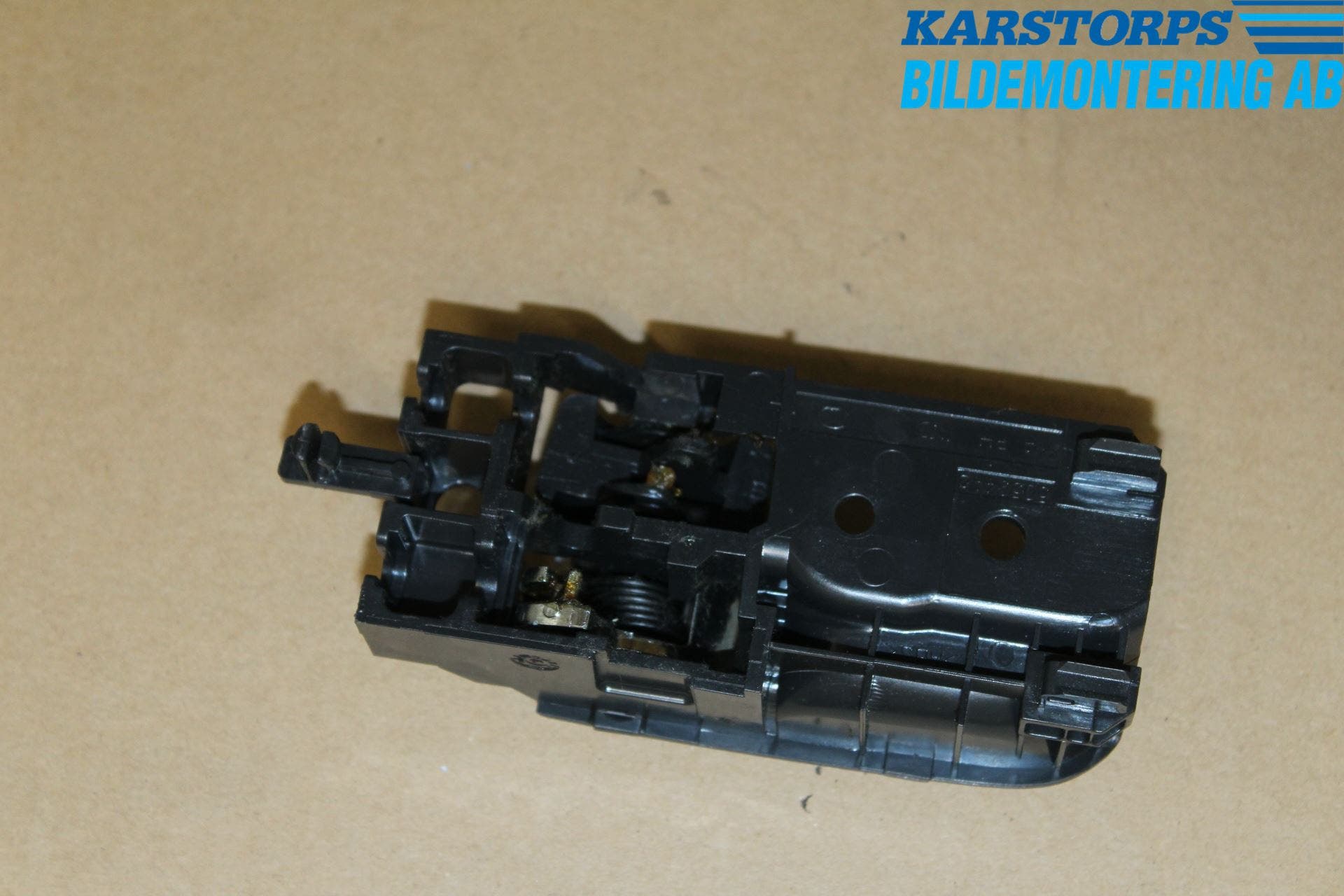 Toyota COROLLA 02-07 Dörrhandtag Inre Hö