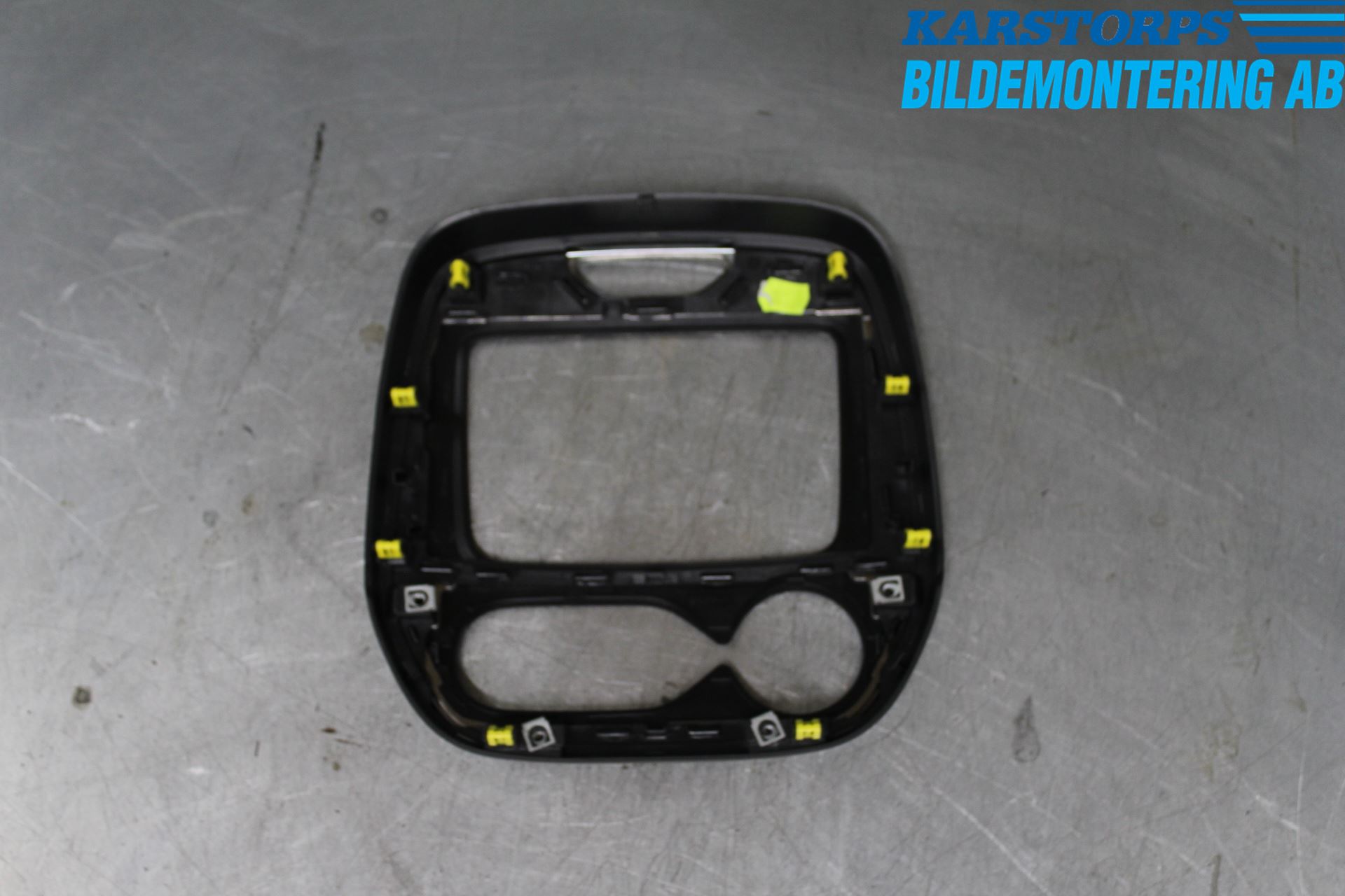 Renault CAPTUR 13-19 Instrument-Radio Sarg