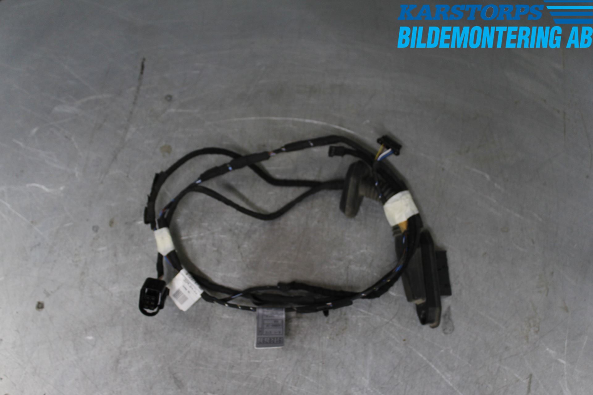 BMW 5 E60/61 Sed/Tou 02-10 Kabelhärva