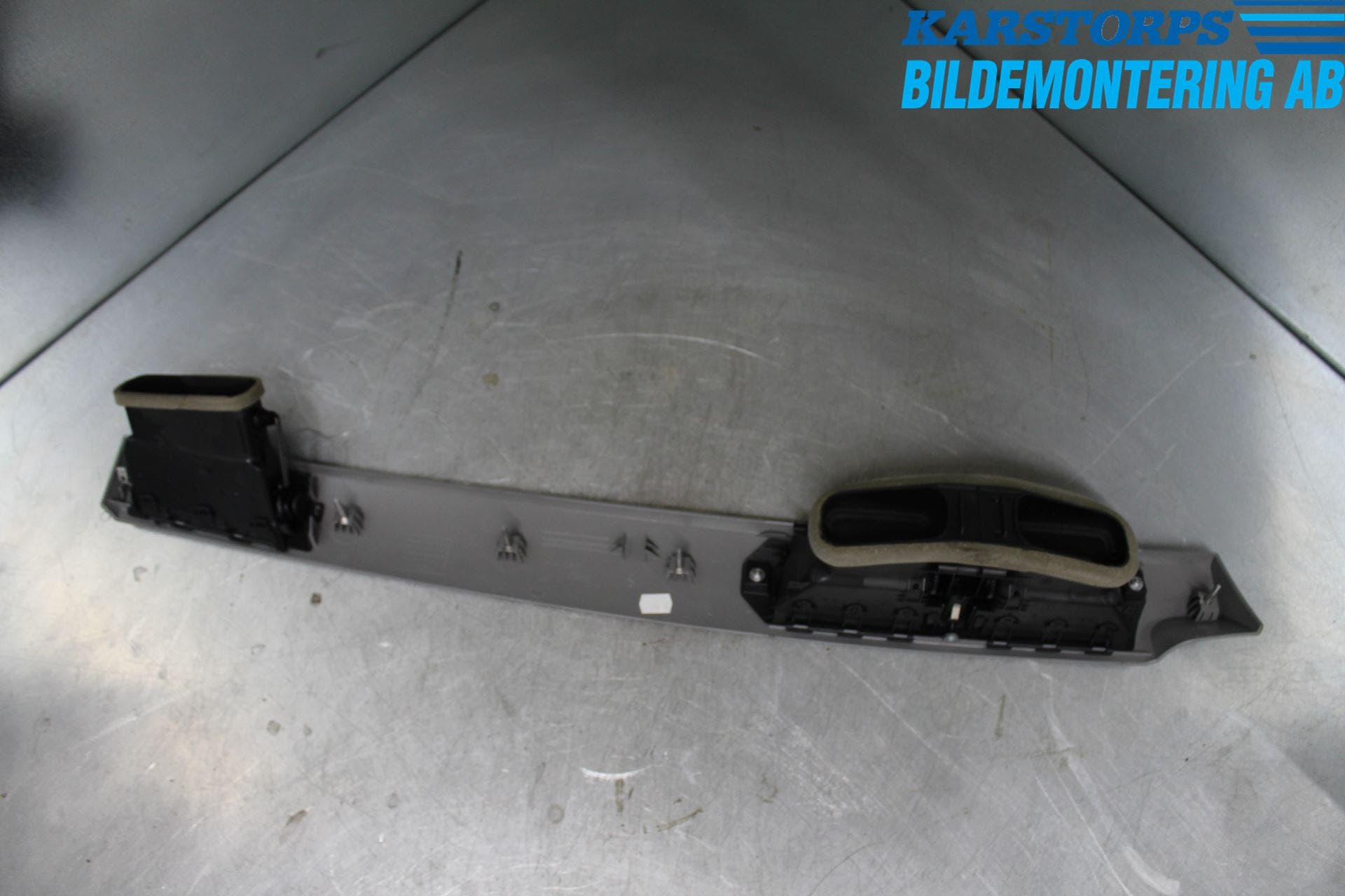 BMW 5 E60/61 Sed/Tou 02-10 Instrumentbräda Inlägg-Dekorlist