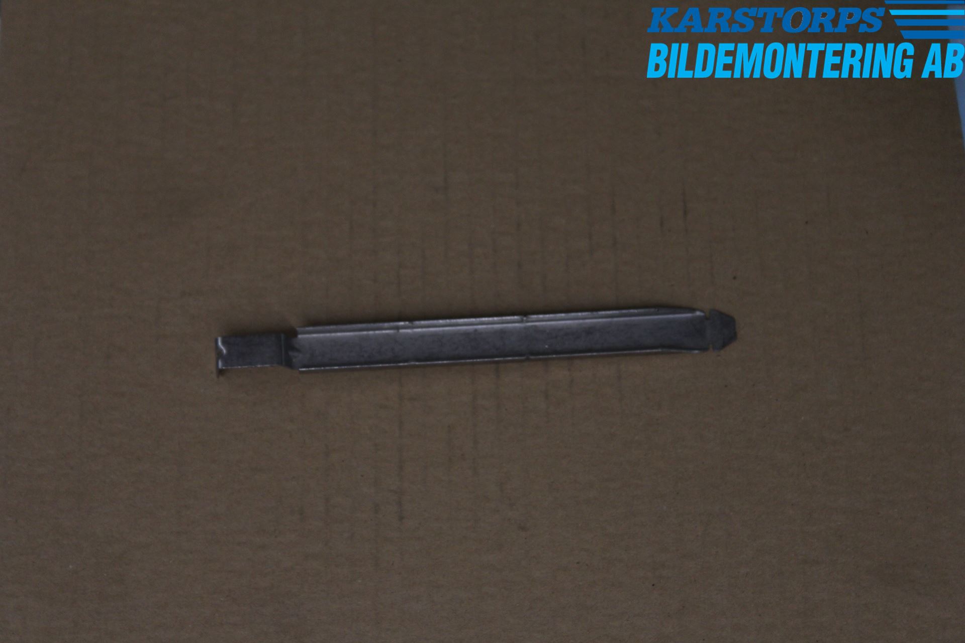 Volvo V50 08-12 Strålkast Fästsarg