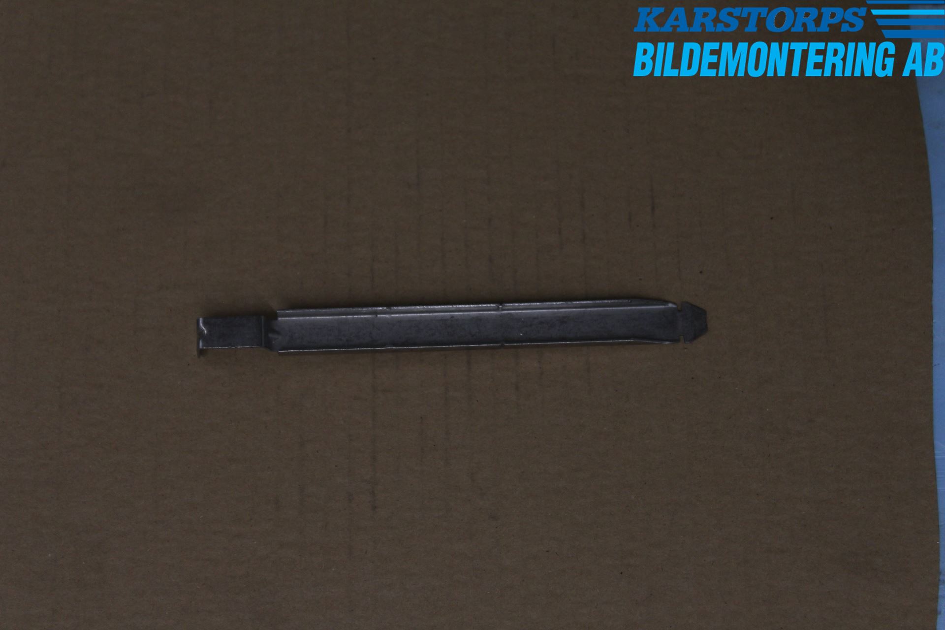 Volvo V50 08-12 Strålkast Fästsarg