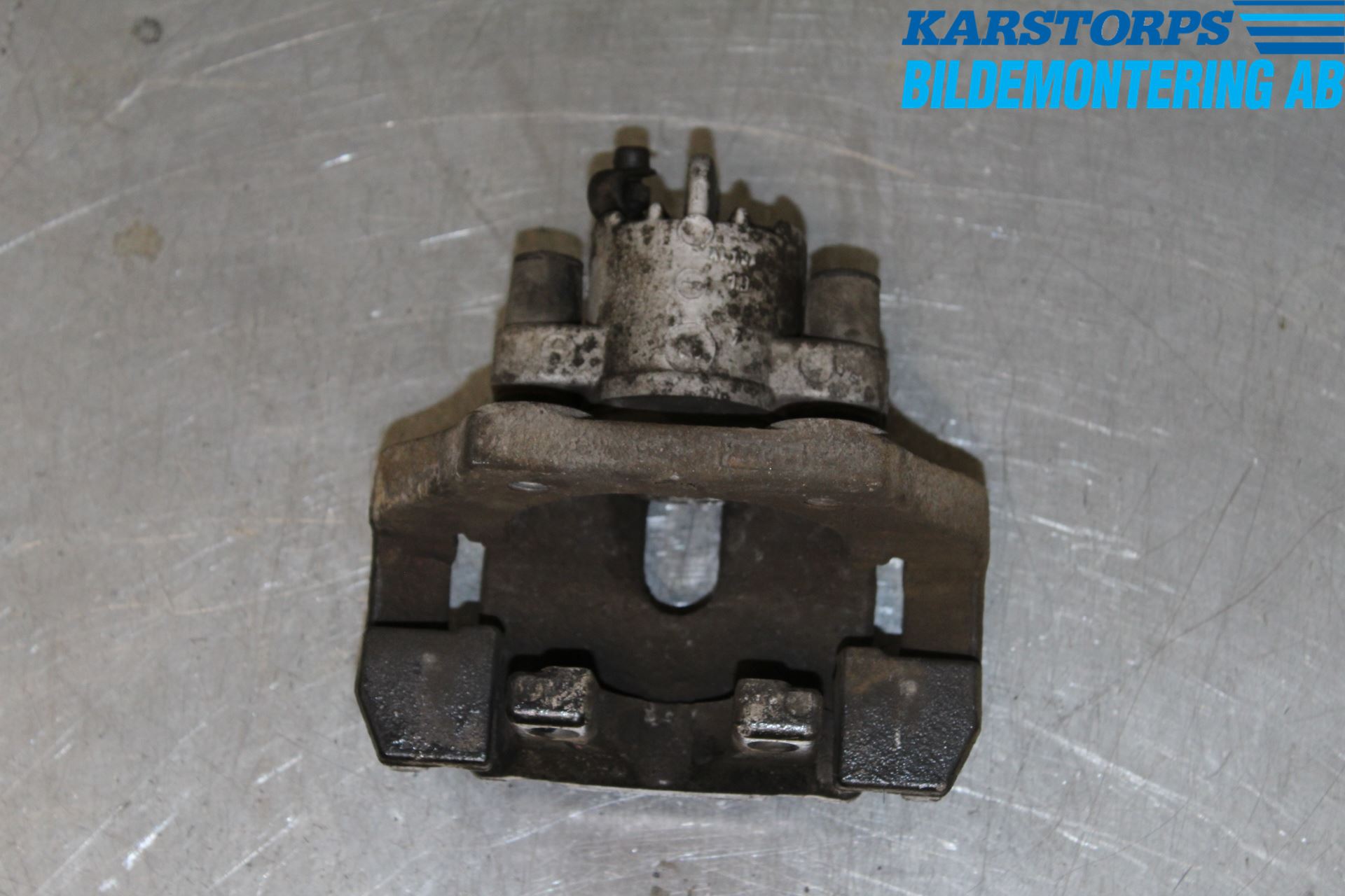 BMW 5 E60/61 Sed/Tou 02-10 Bromsok Bak Höger