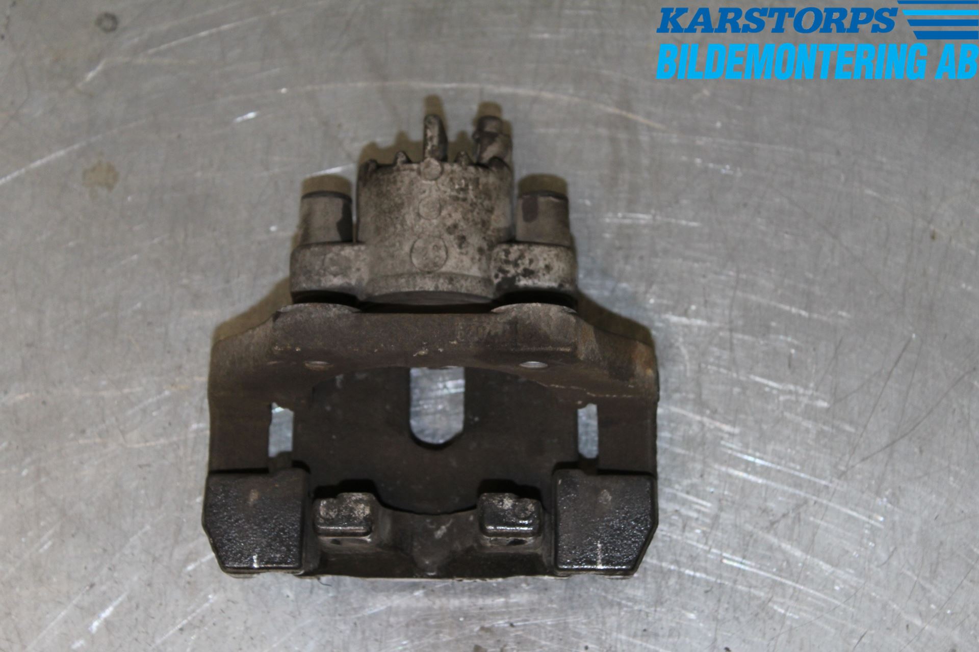 BMW 5 E60/61 Sed/Tou 02-10 Bromsok Bak Vänster