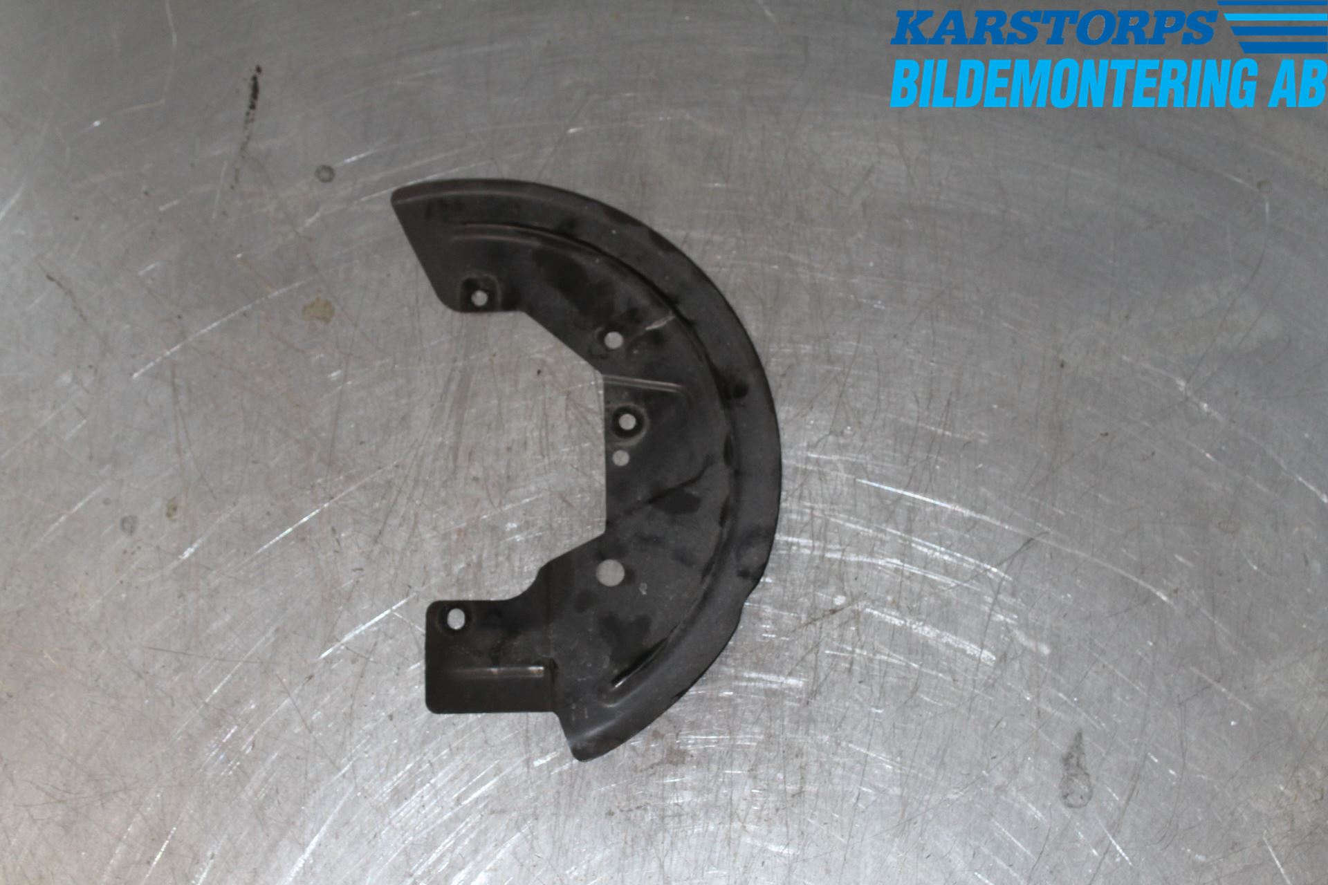 Renault CAPTUR 13-19 Bromssköld Fram