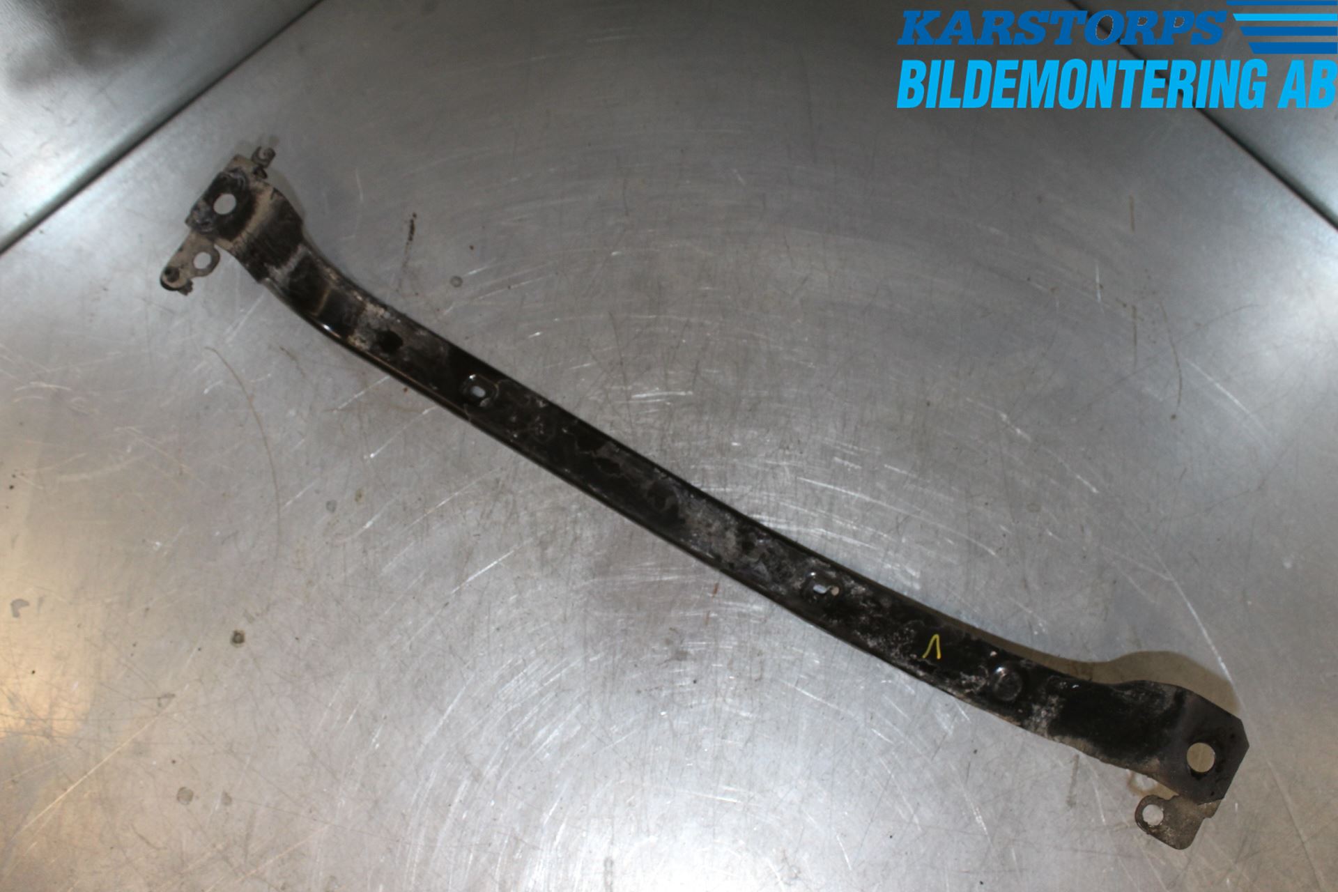 Volvo XC70 14-16 Bränsletanksband