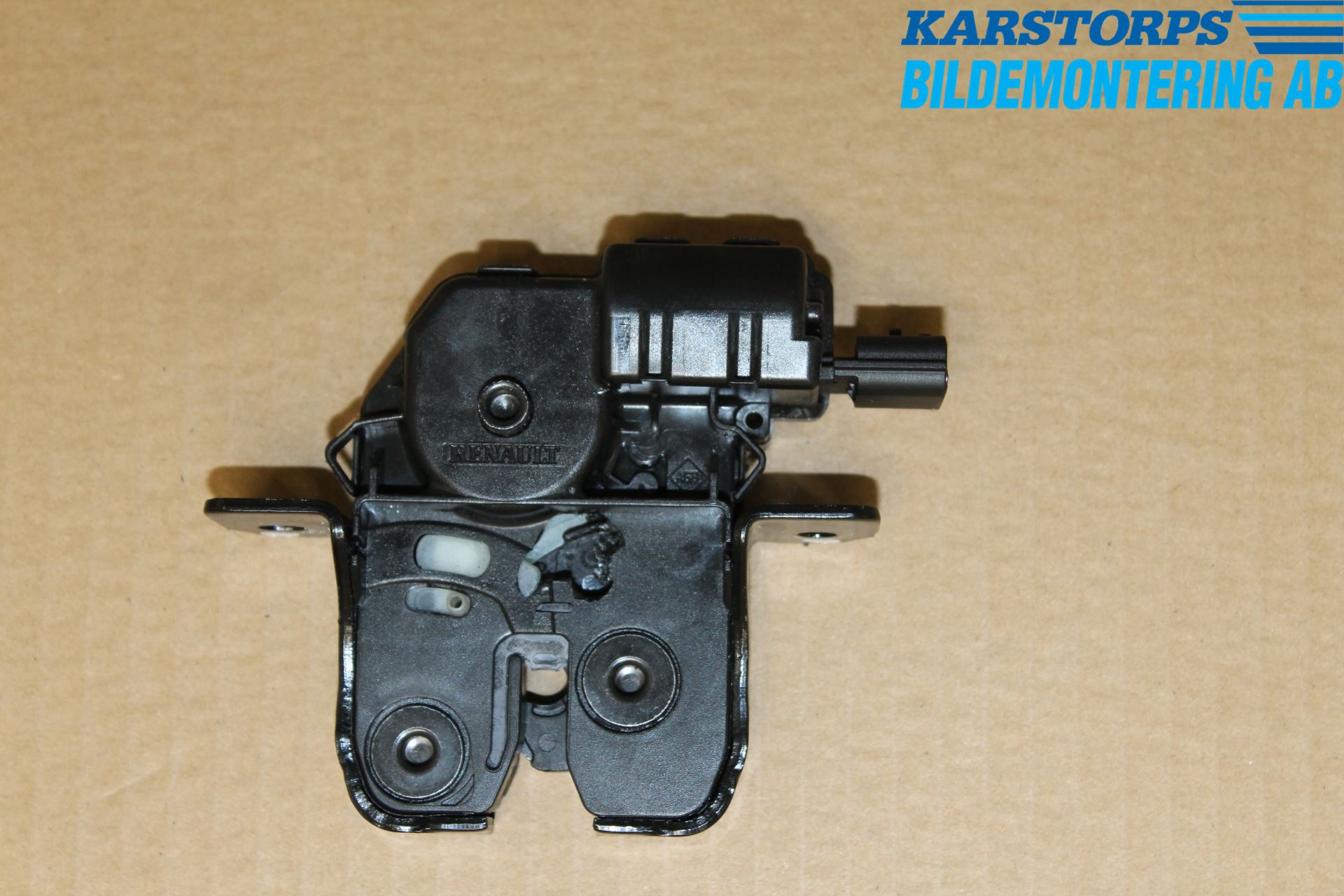 Renault CAPTUR 13-19 Låskista Baklucka