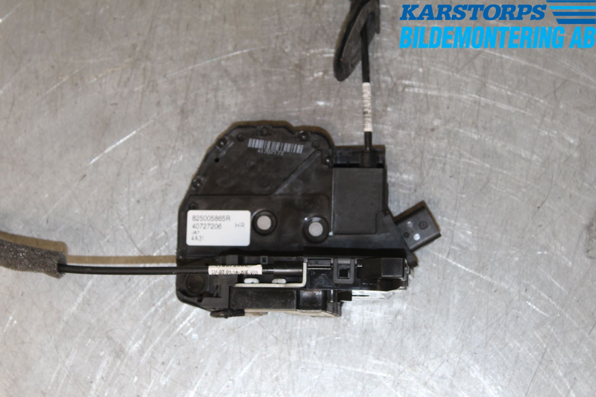 Renault CAPTUR 13-19 Låskista-Dörrlås