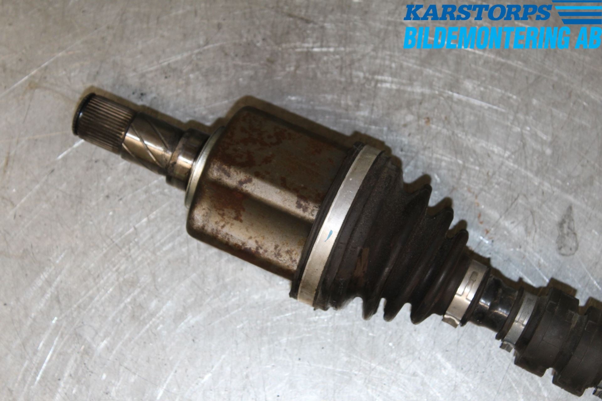 Renault KADJAR 15- Drivaxel Fram Vänster