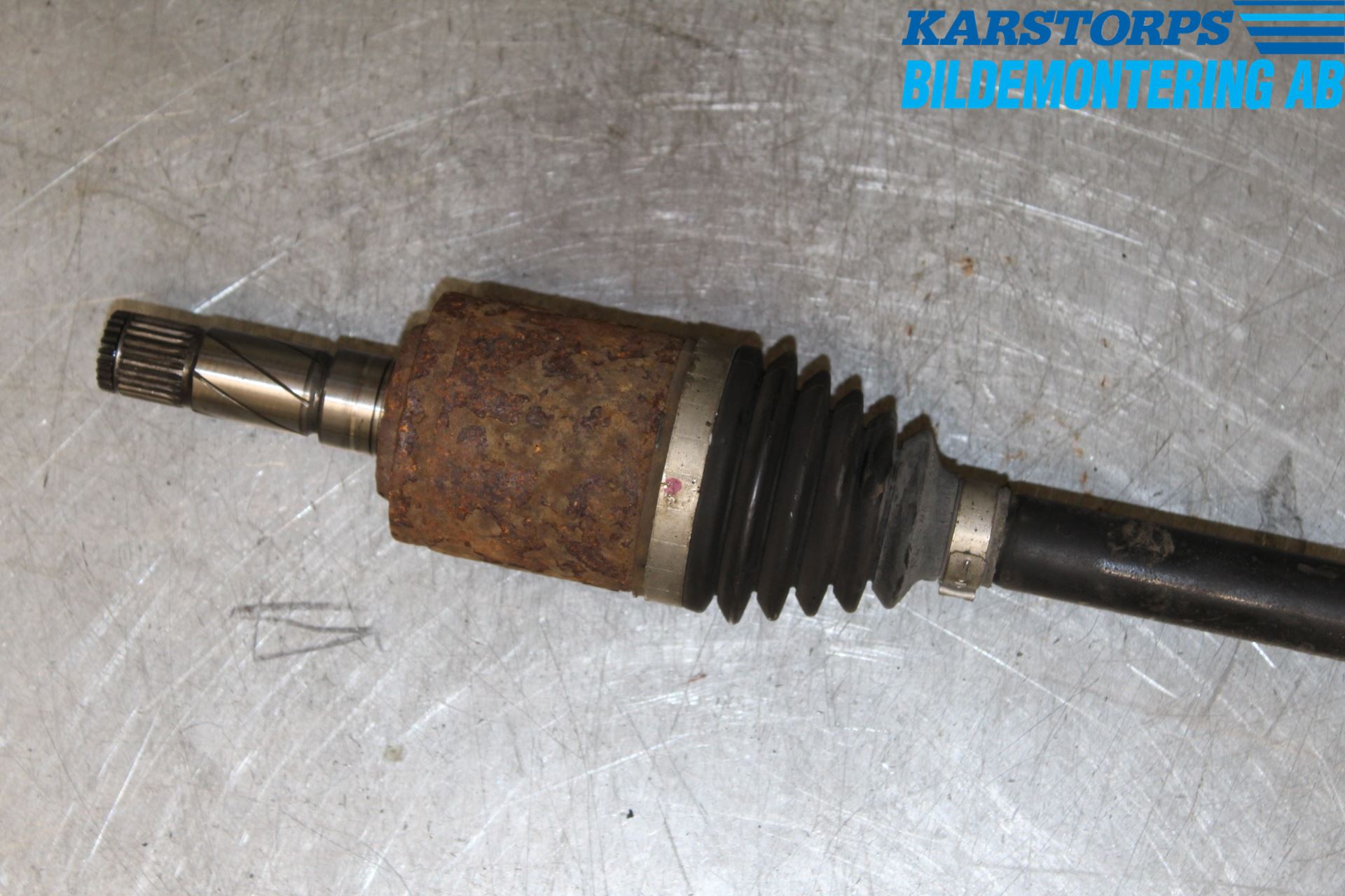 Volvo V70 14-16 Drivaxel Bak Vänster