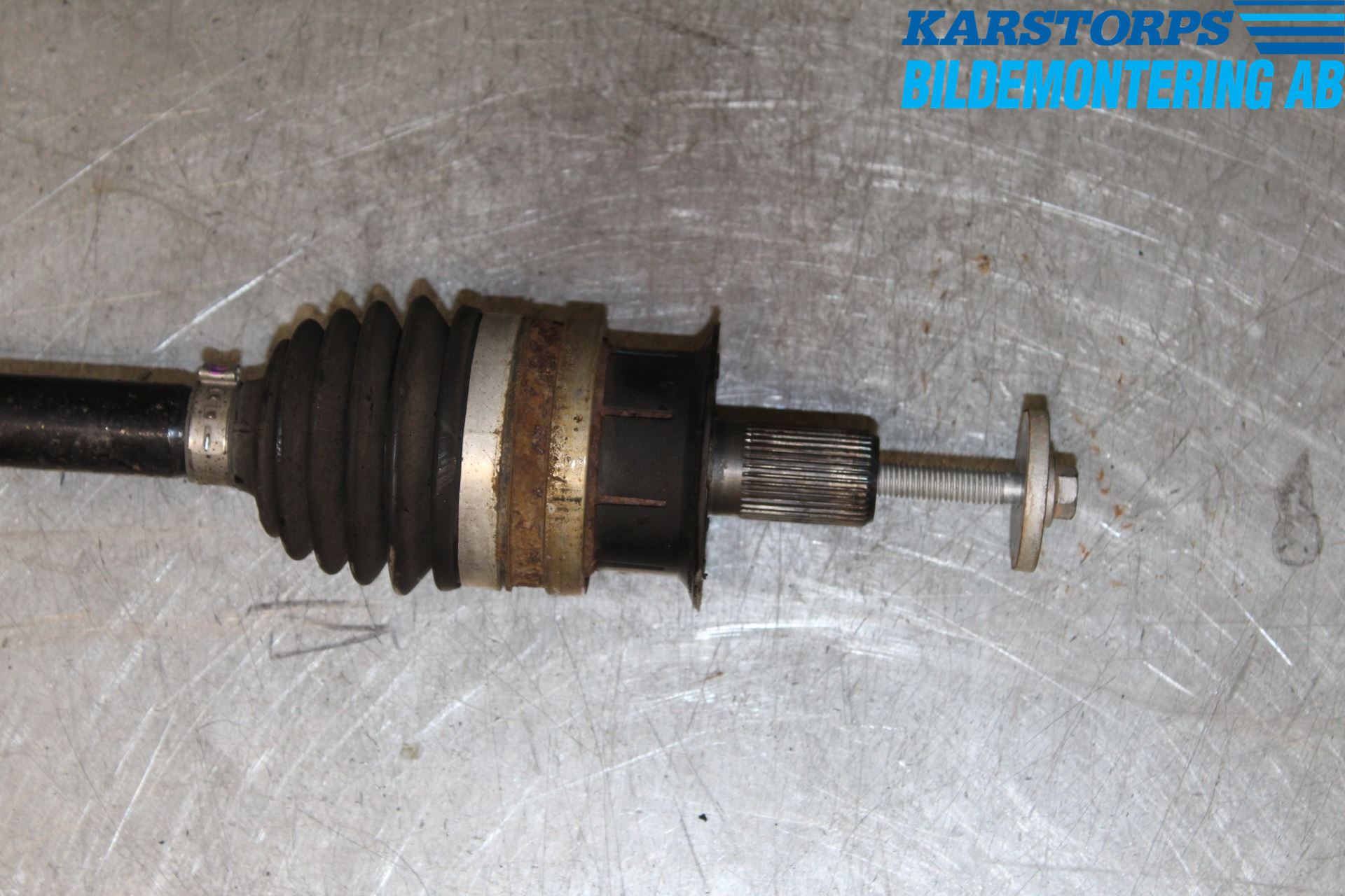 Volvo V70 14-16 Drivaxel Bak Höger