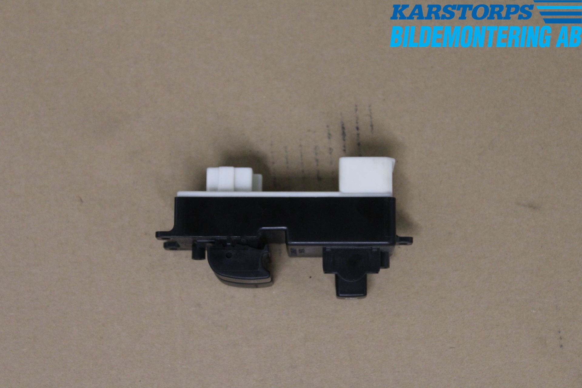 Mazda RX8 Strömställare Elhiss