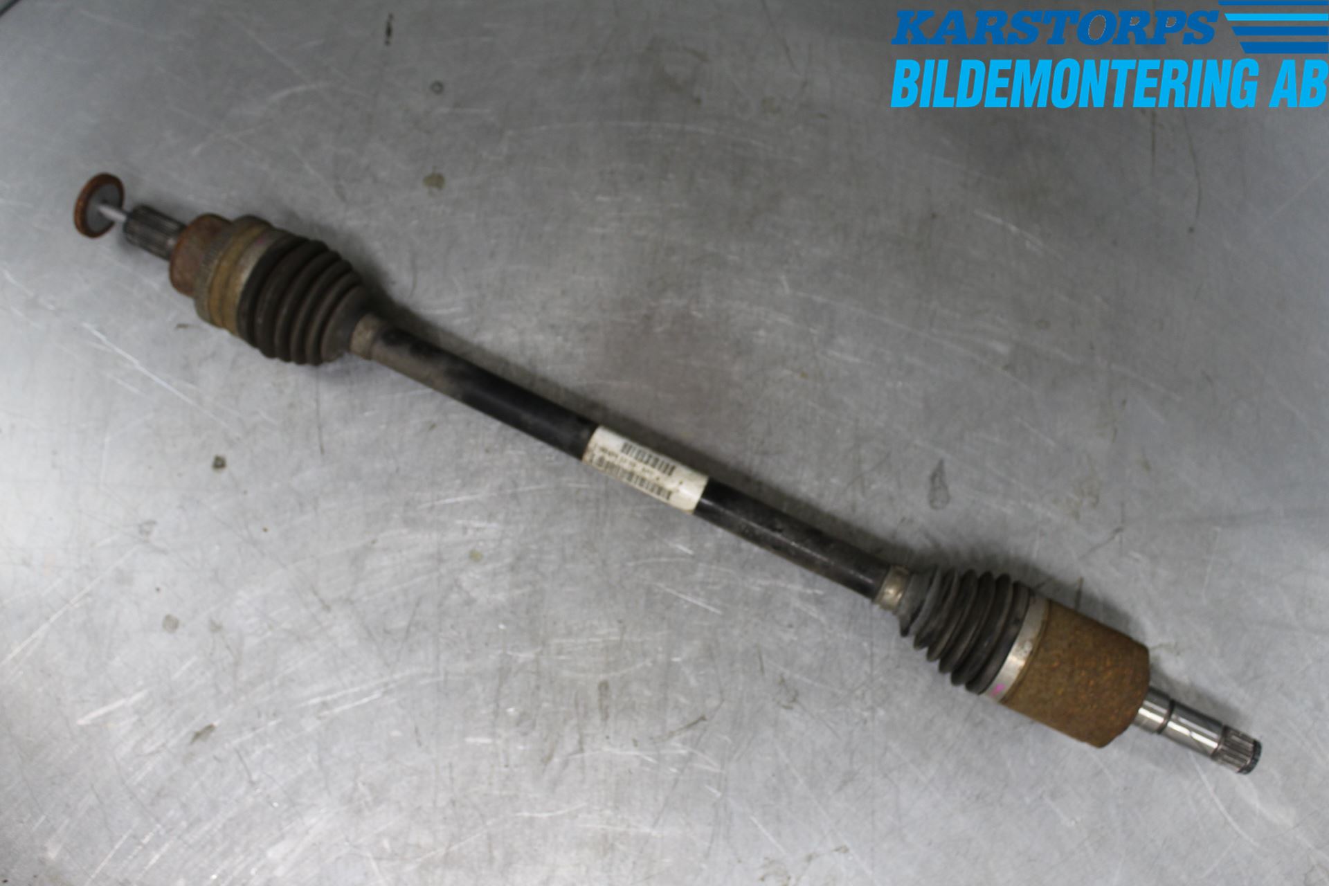 Volvo XC70 14-16 Drivaxel Bak Höger