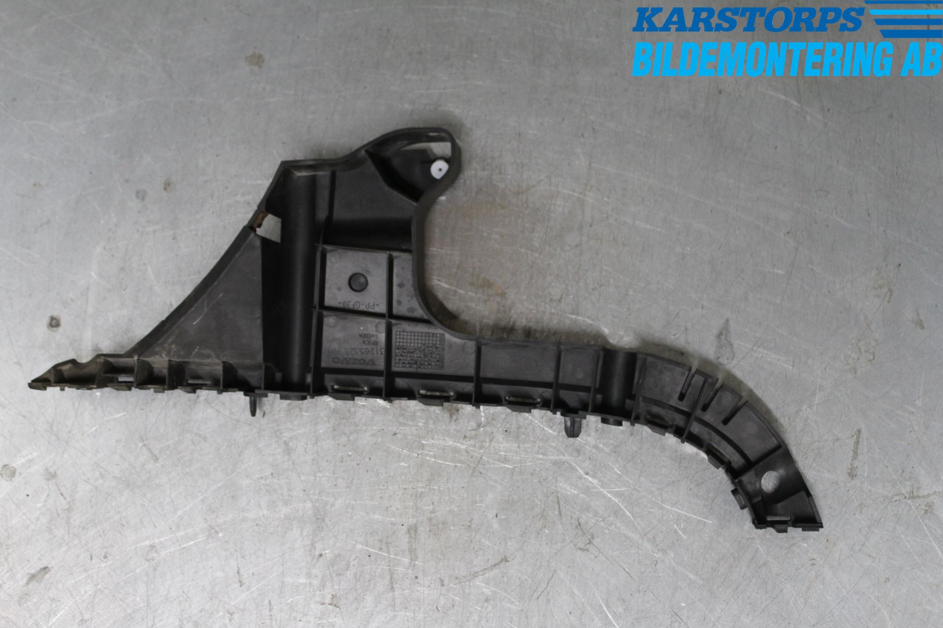 Volvo V70 08-13 Stötfångarfäste Bak Hö