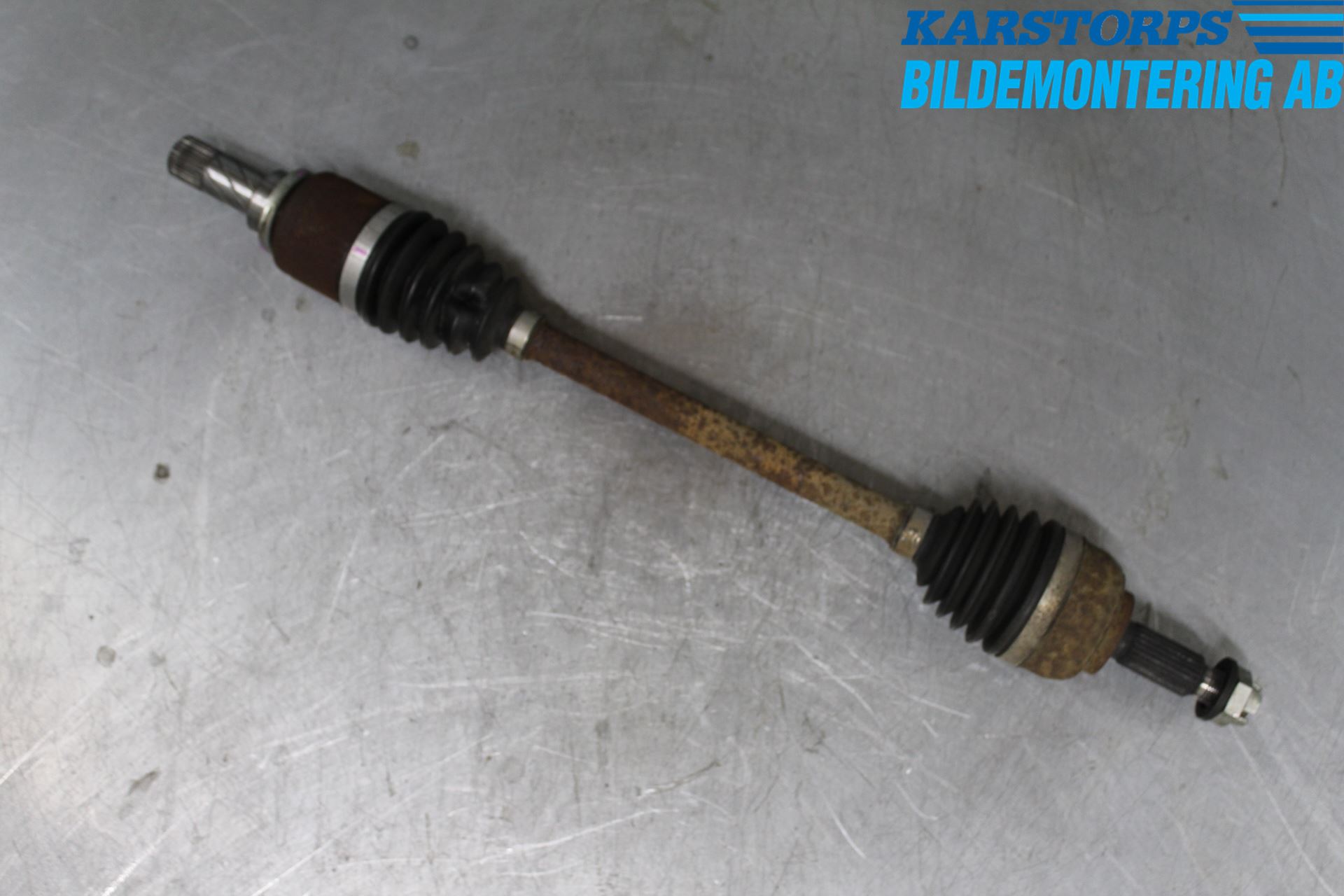 Renault CLIO III  09-12 Drivaxel Fram Vänster