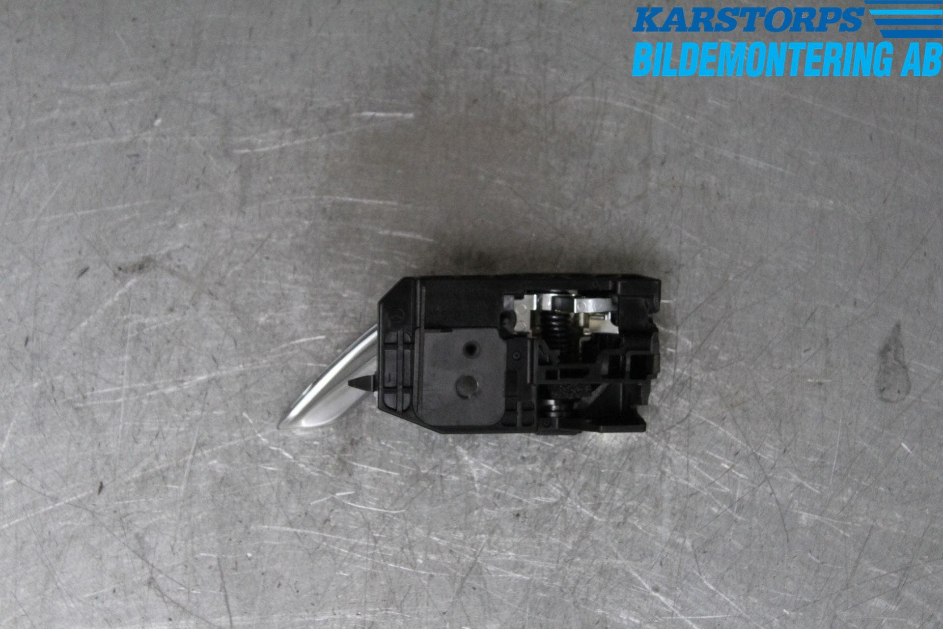 Mazda CX-5 12-17 Dörrhandtag Inre Hö