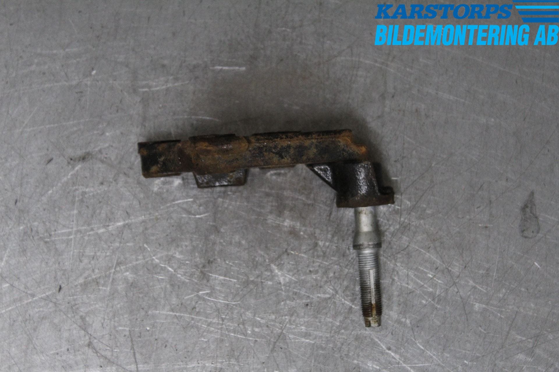 Mazda CX-5 12-17 Bakaxel Fäste