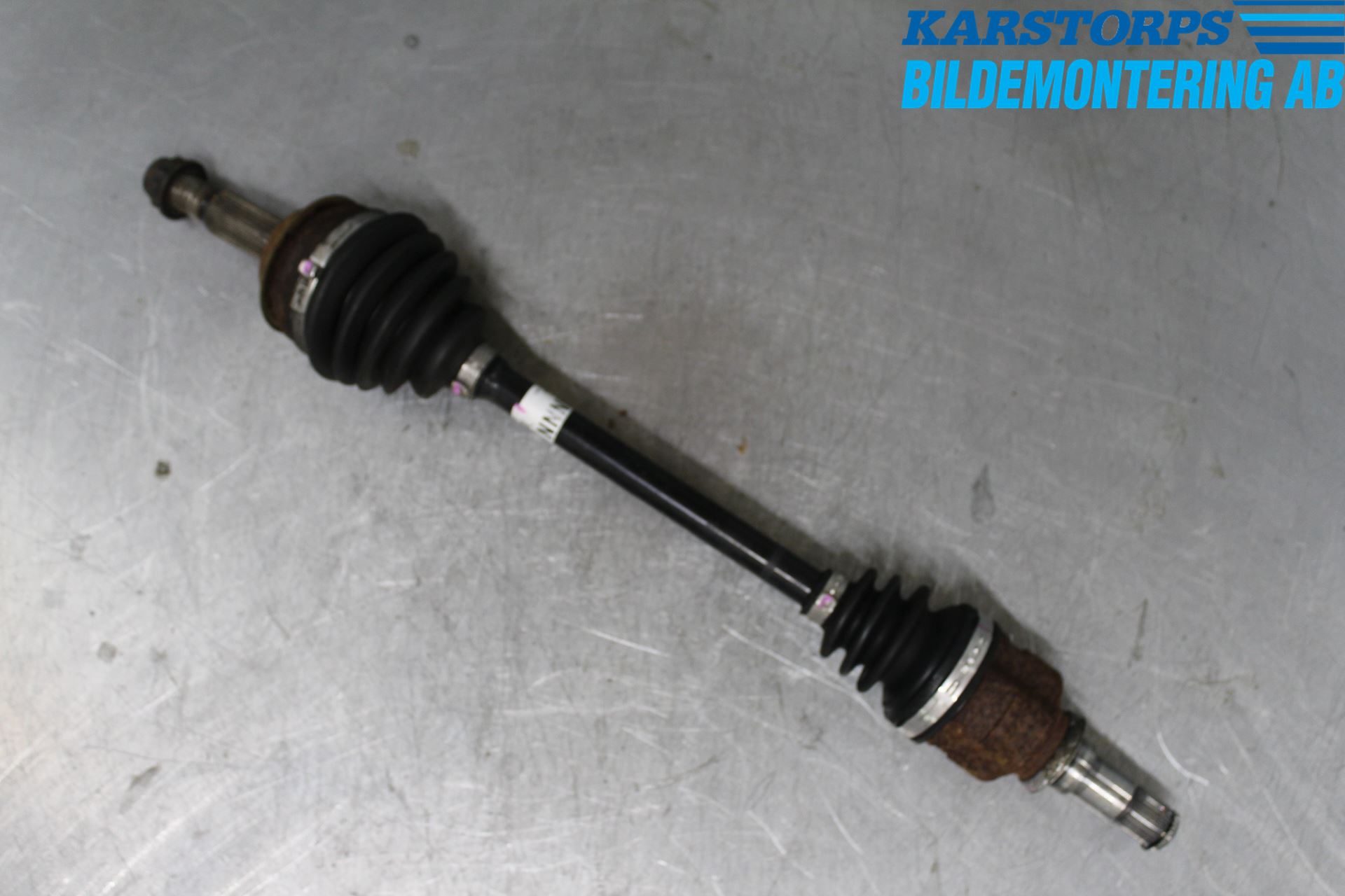 Toyota YARIS XP90 06-11 Drivaxel Fram Vänster