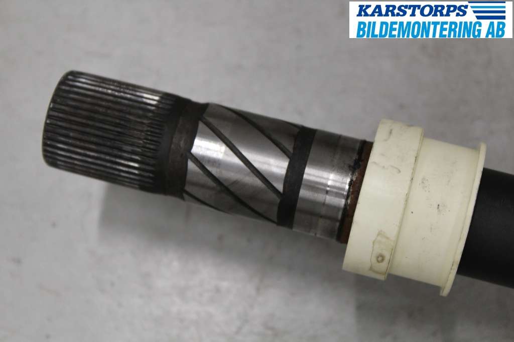 Renault TRAFIC   02-14 Drivaxel Fram Höger