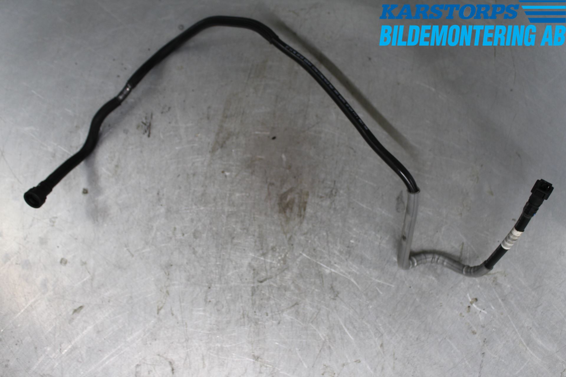 Mini ONE/COOPER 5DR F55 14-24 Bränslepåfyllnrör-Slang