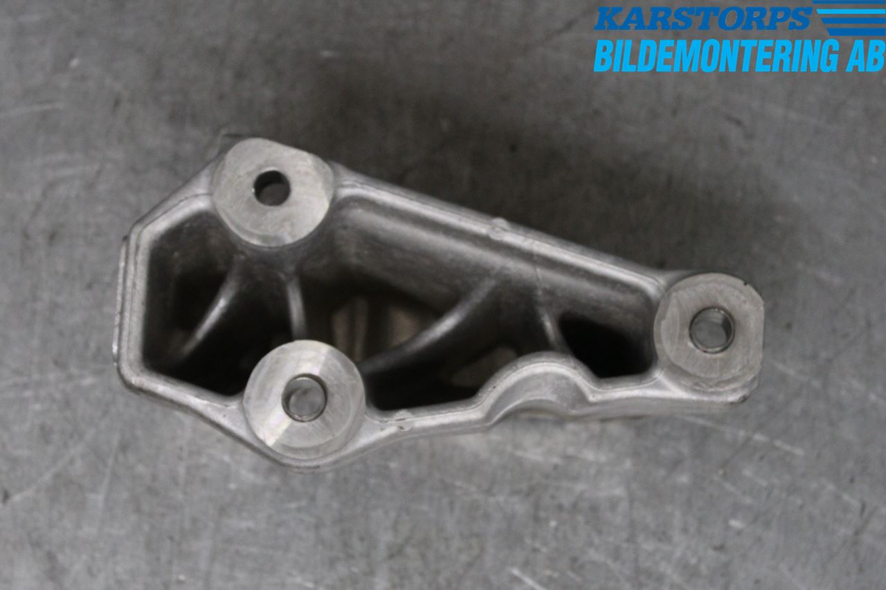 Mini ONE/COOPER 5DR F55 14-24 Motorfäste