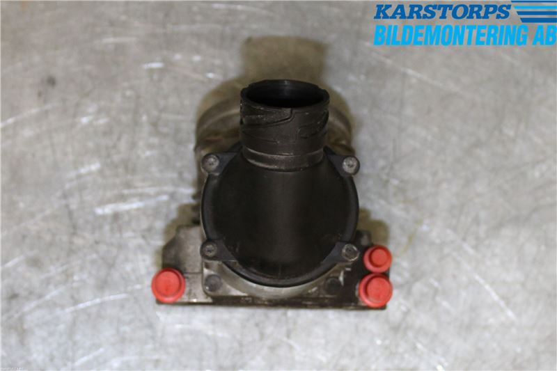 BMW 7 E38      93-01 Injspjällhus