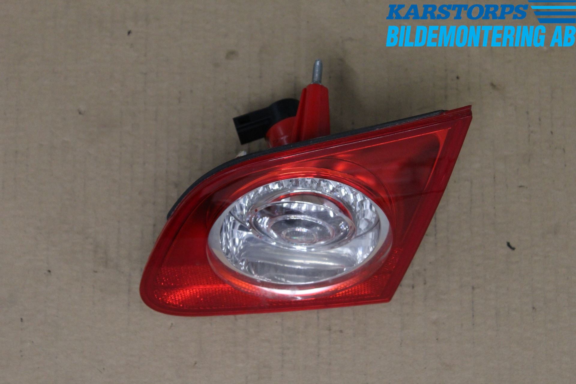 Volkswagen VW PASSAT 05-11 Bakljus Lucka Hö