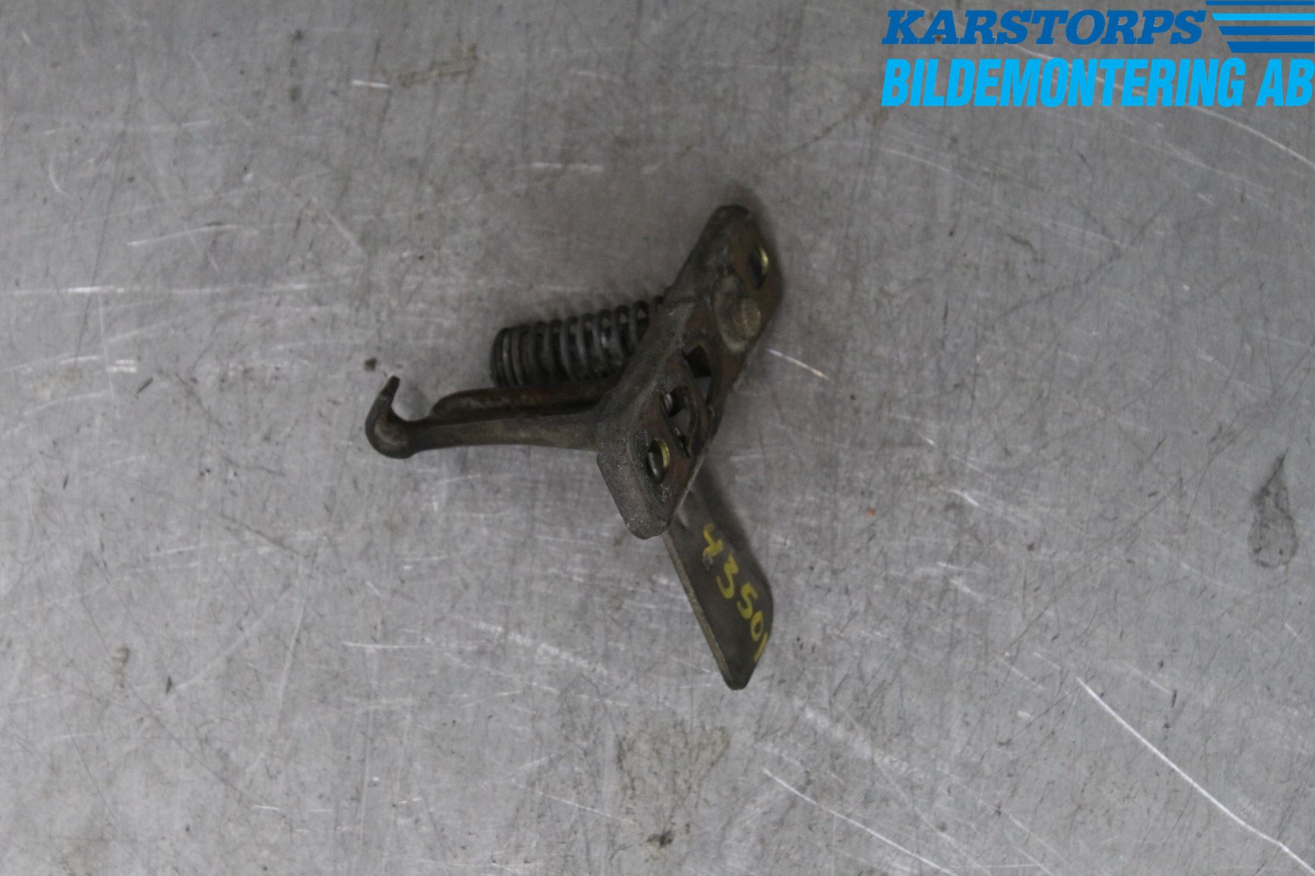 Volvo 240 88-93 Huv Spärr