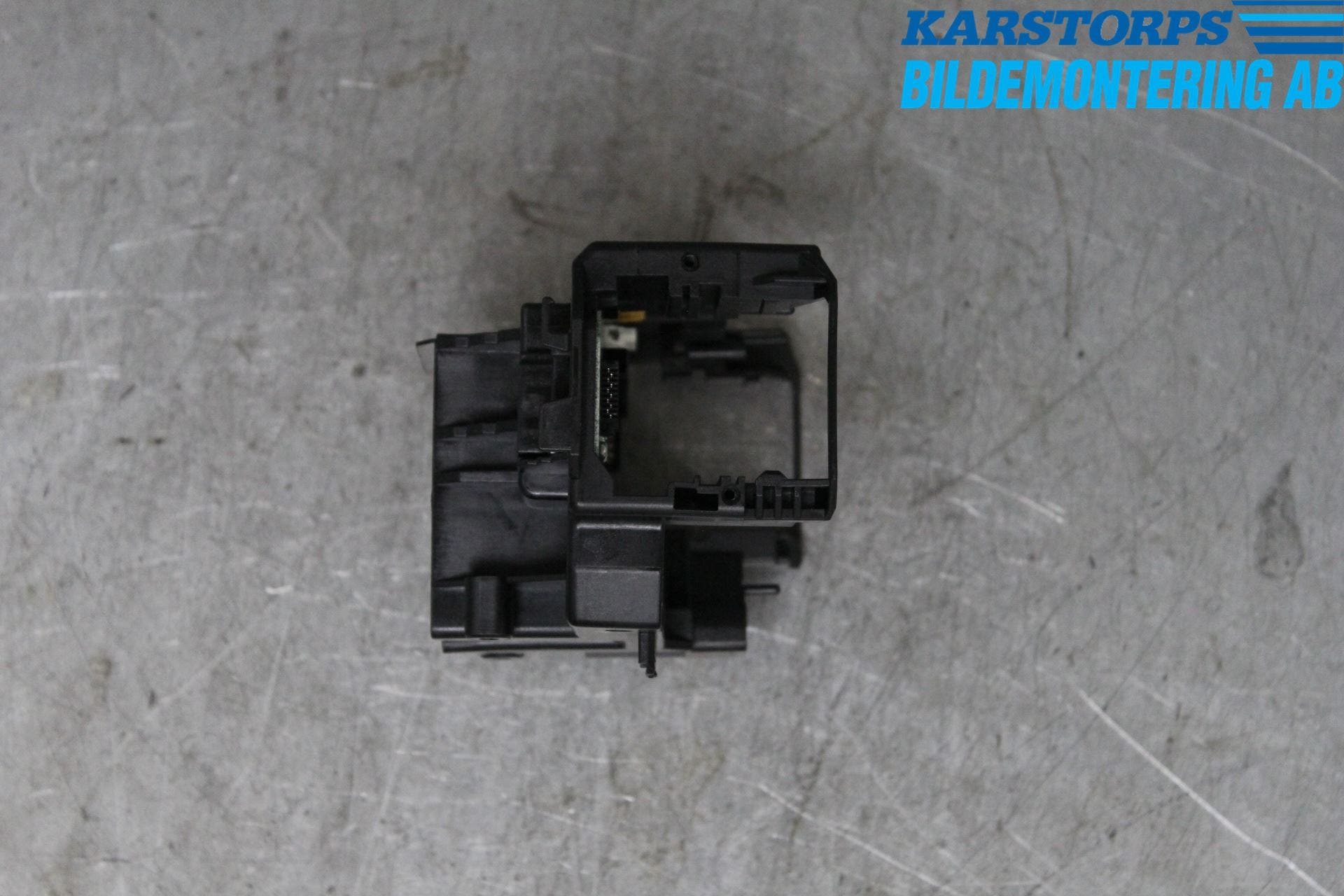 Volvo XC60 14-17 Spak Konsoll-Fäste