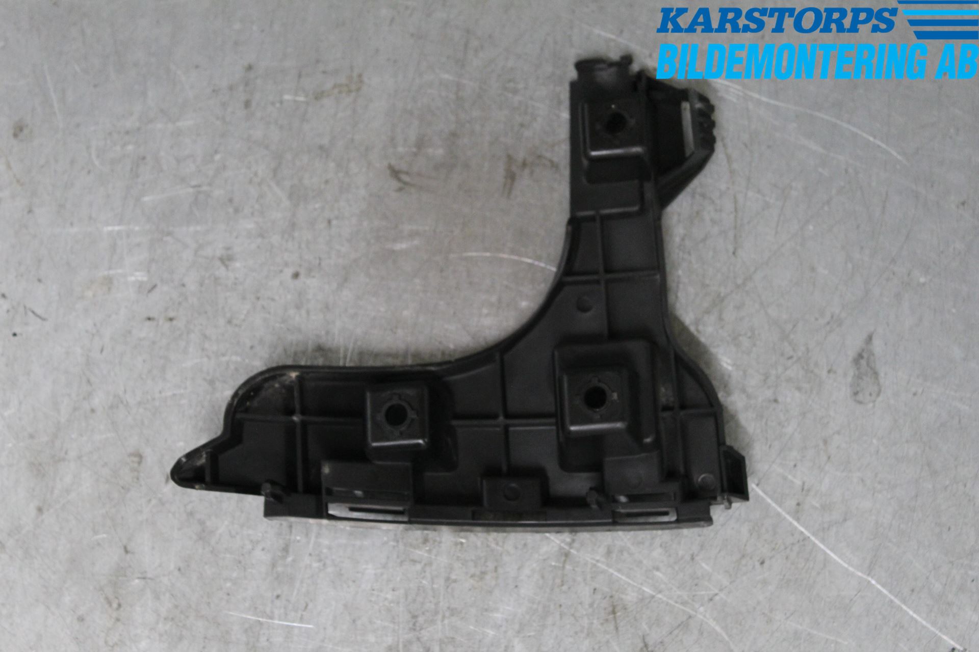 Volvo XC60 14-17 Stötfångarfäste Bak Vä