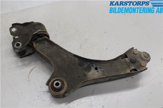 Volvo V70 08-13 Bärarm Fram Undre Hö