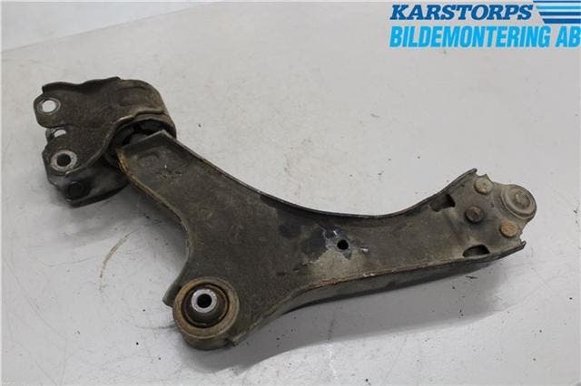 Volvo V70 08-13 Bärarm Fram Undre Hö