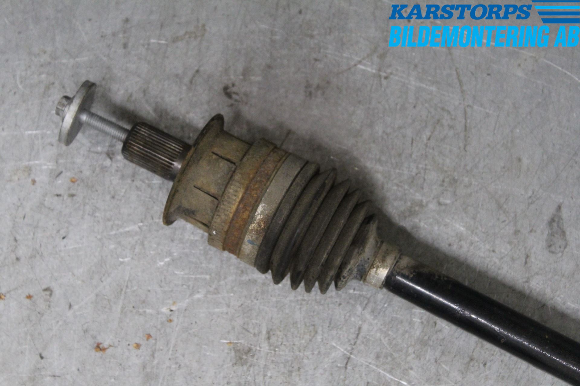 Volvo V60 14-18 Drivaxel Bak Höger