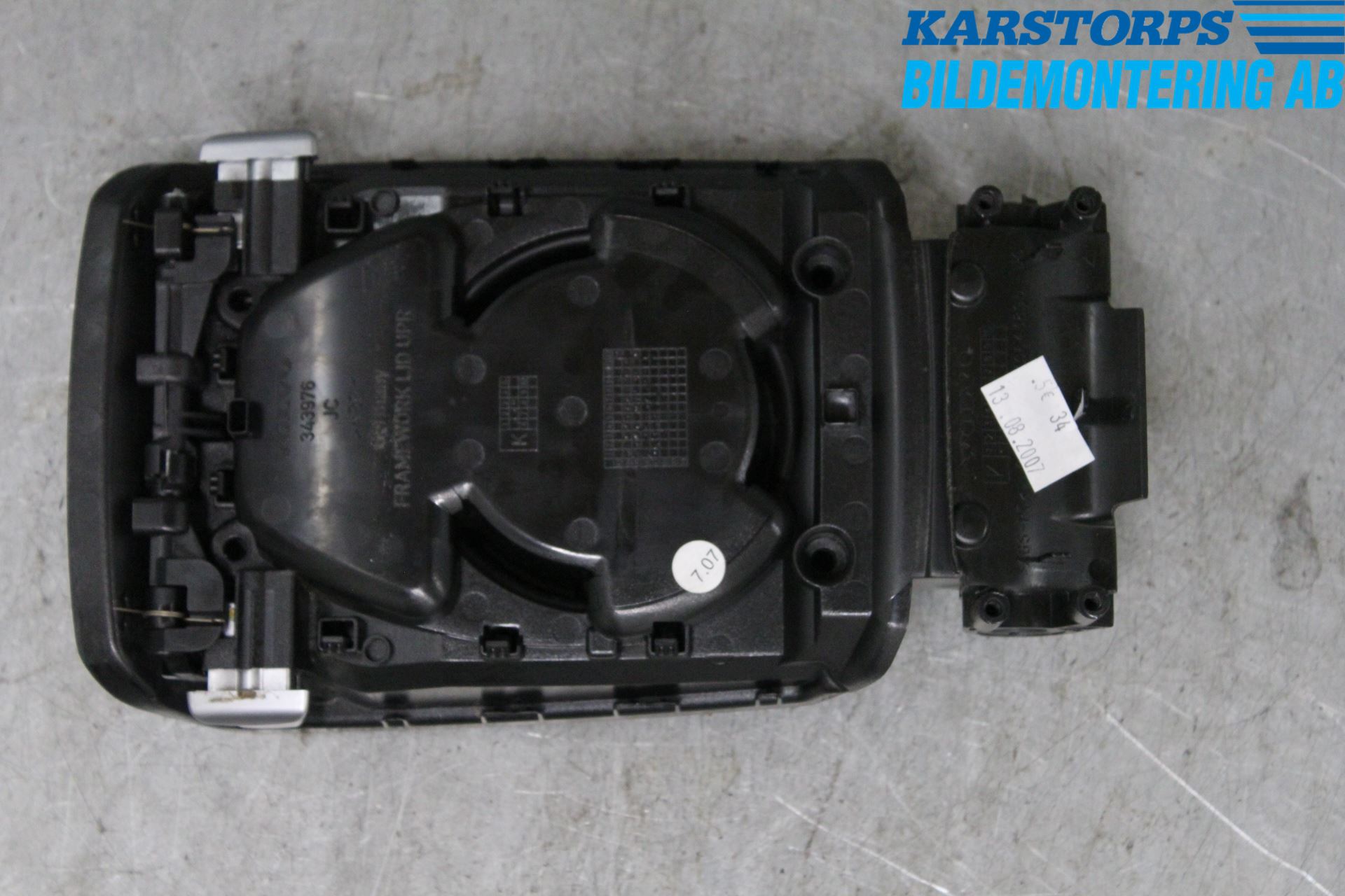 Volvo V70 05-08 Inredning Armstöd