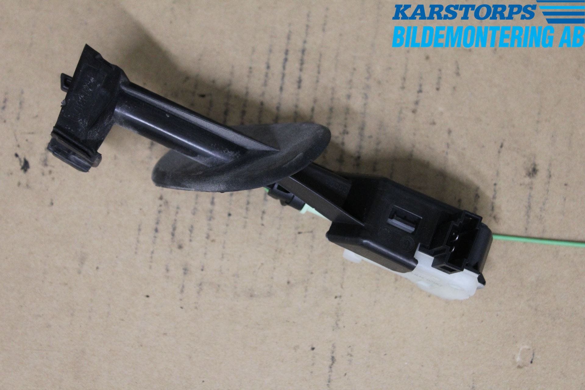 Volvo V60 14-18 Centrallåsmot Tanklucka