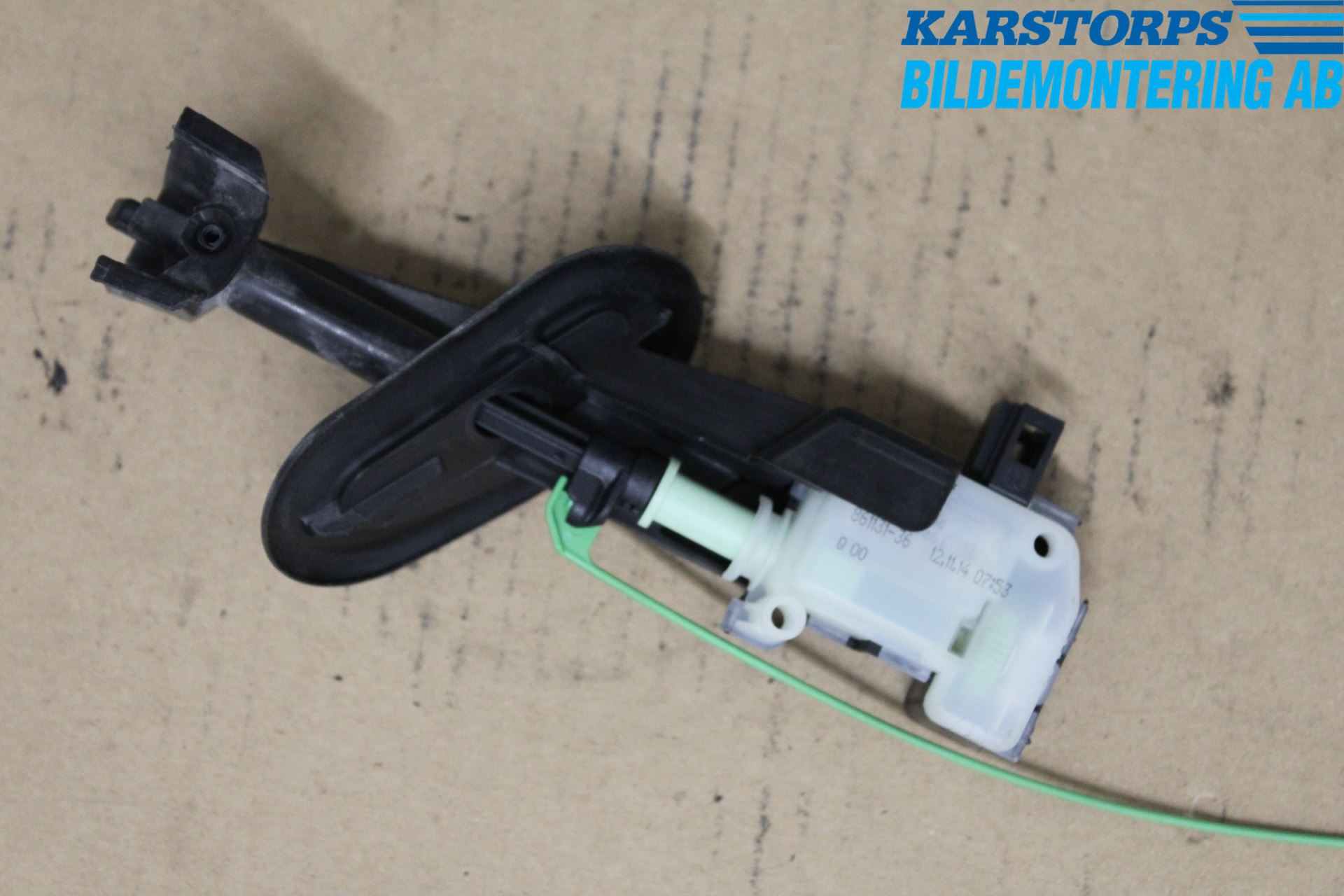 Volvo V60 14-18 Centrallåsmot Tanklucka