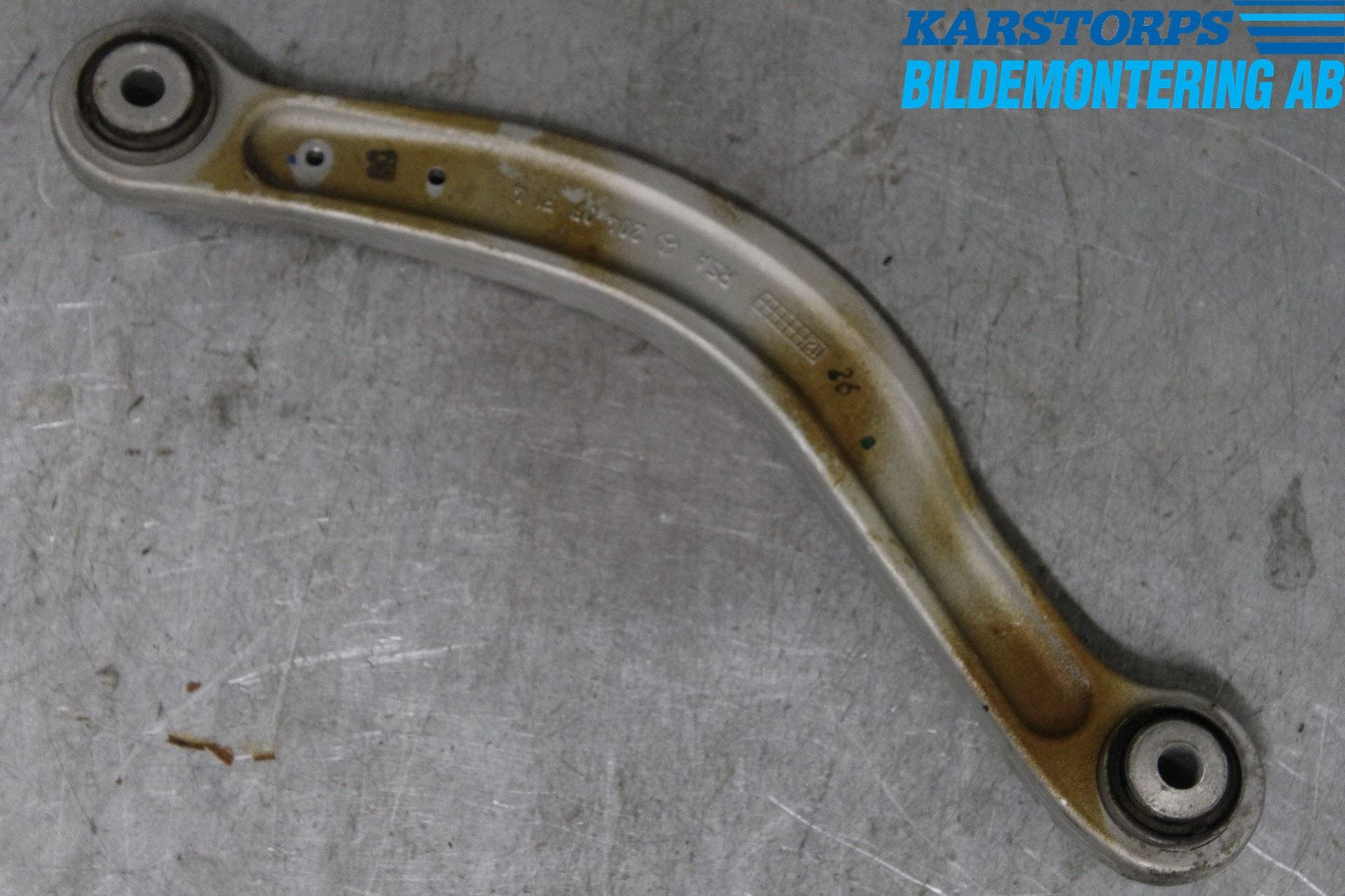 Mercedes-Benz MB C-KLASS (W204) 07-15 Bärarm Bak Övre Vänster