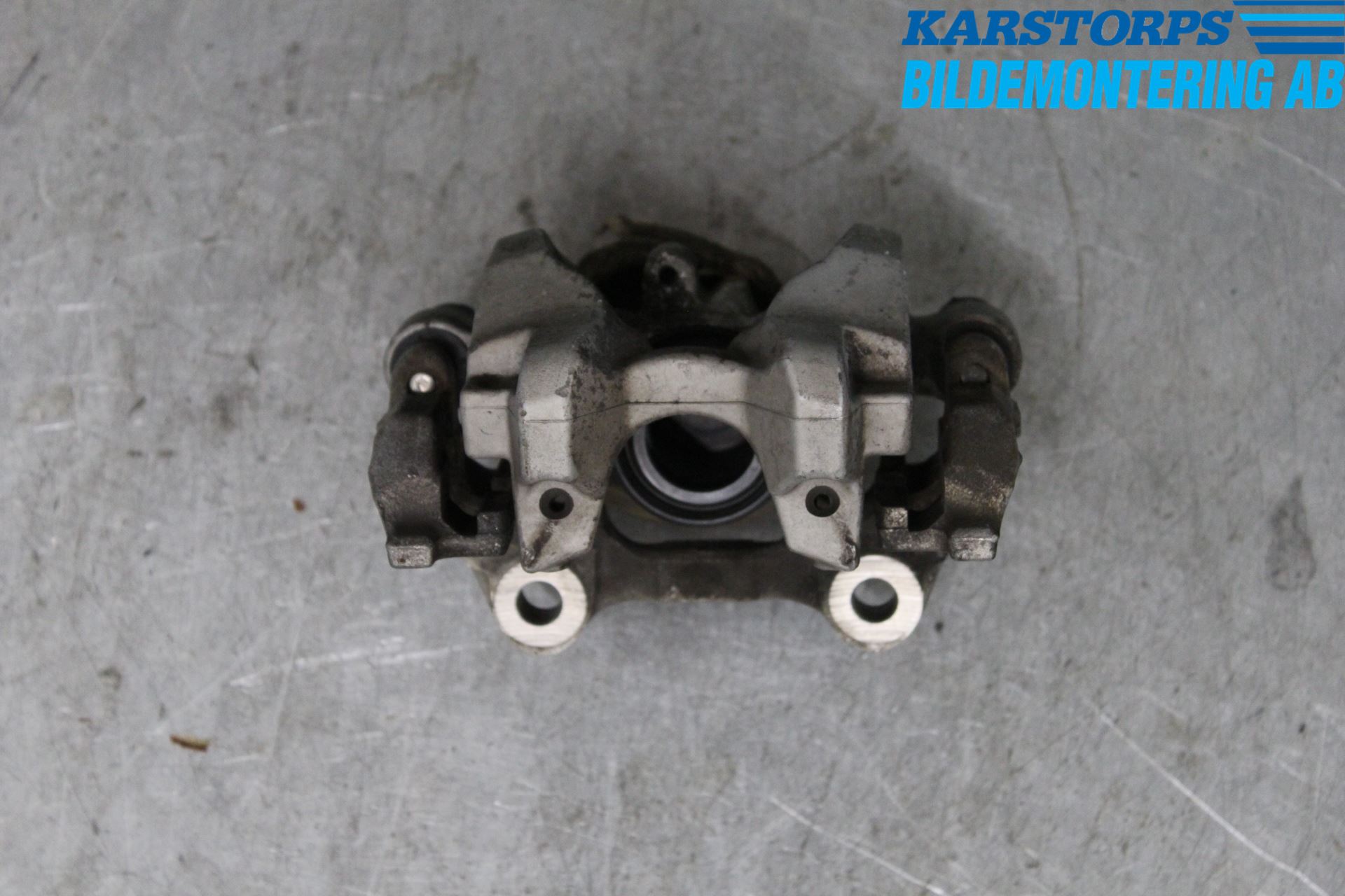 Mercedes-Benz MB C-KLASS (W204) 07-15 Bromsok Bak Vänster