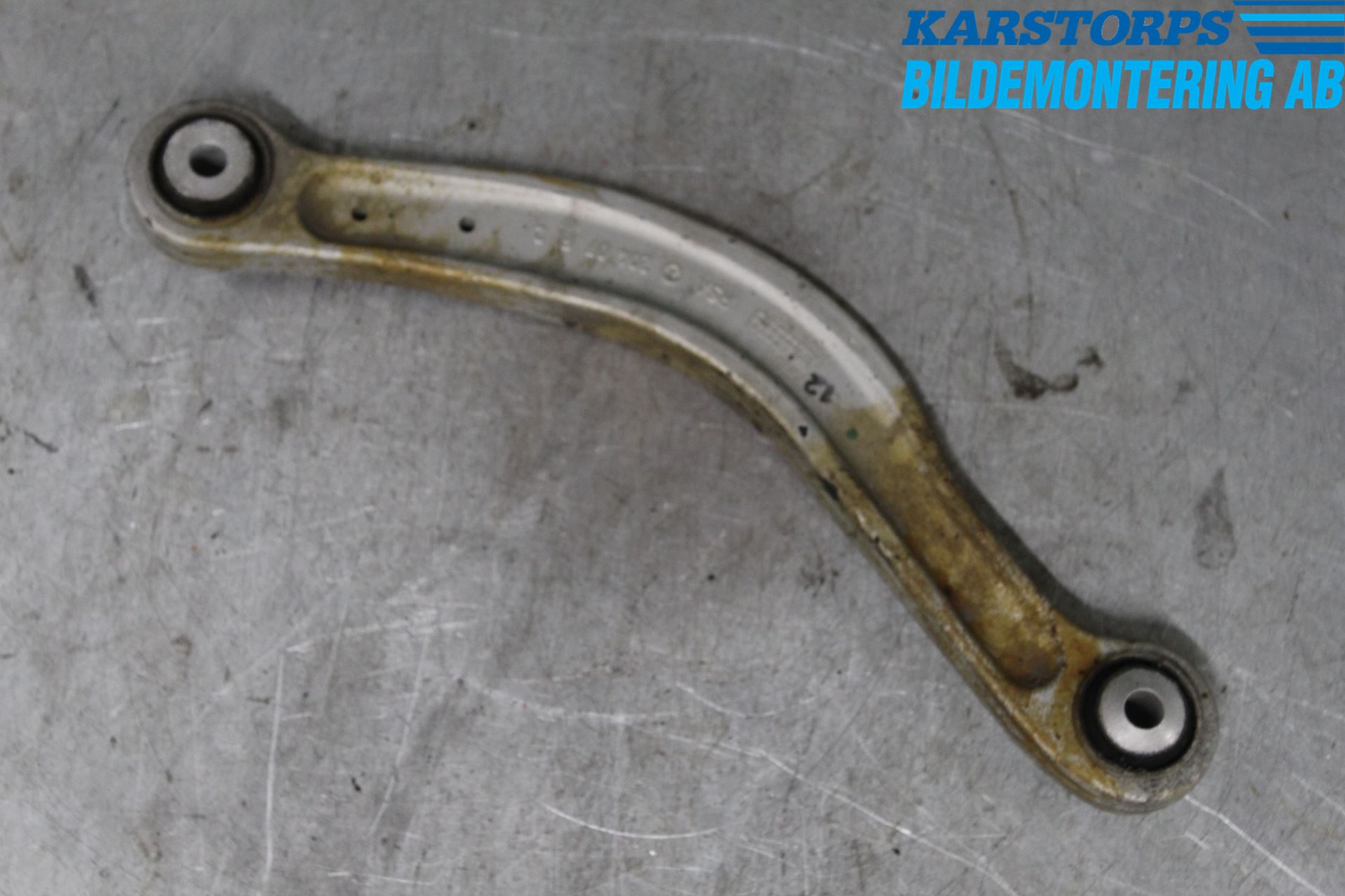 Mercedes-Benz MB C-KLASS (W204) 07-15 Bärarm Bak Övre Vänster