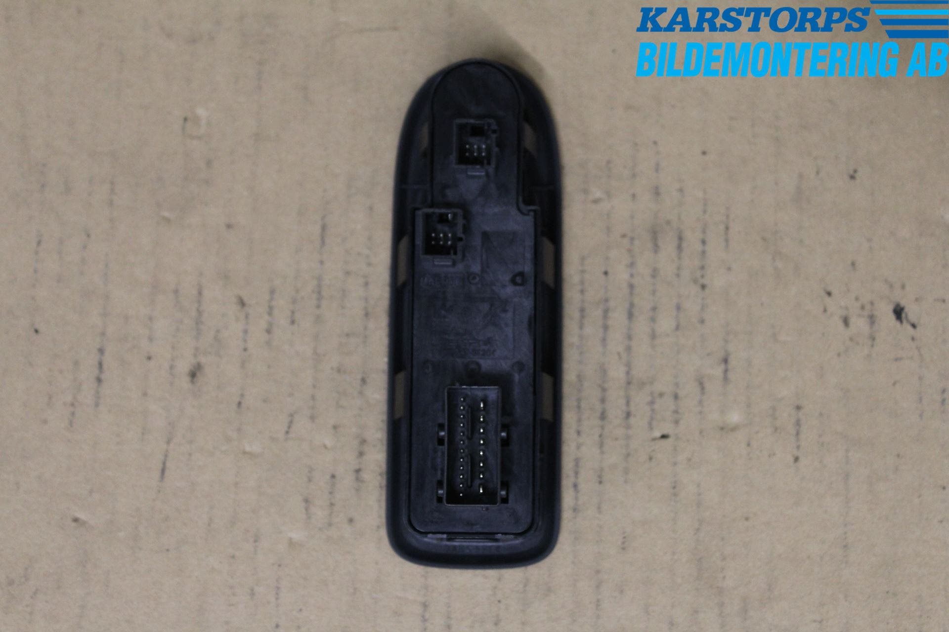 Peugeot 308 08-13 Strömställare Elhiss