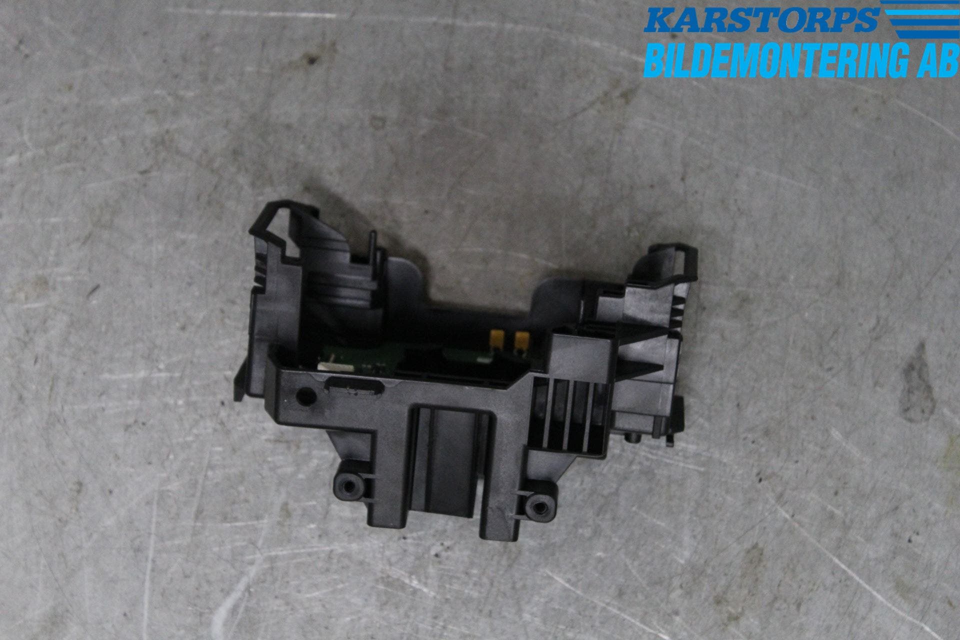 Volvo XC60 14-17 Spak Konsoll-Fäste