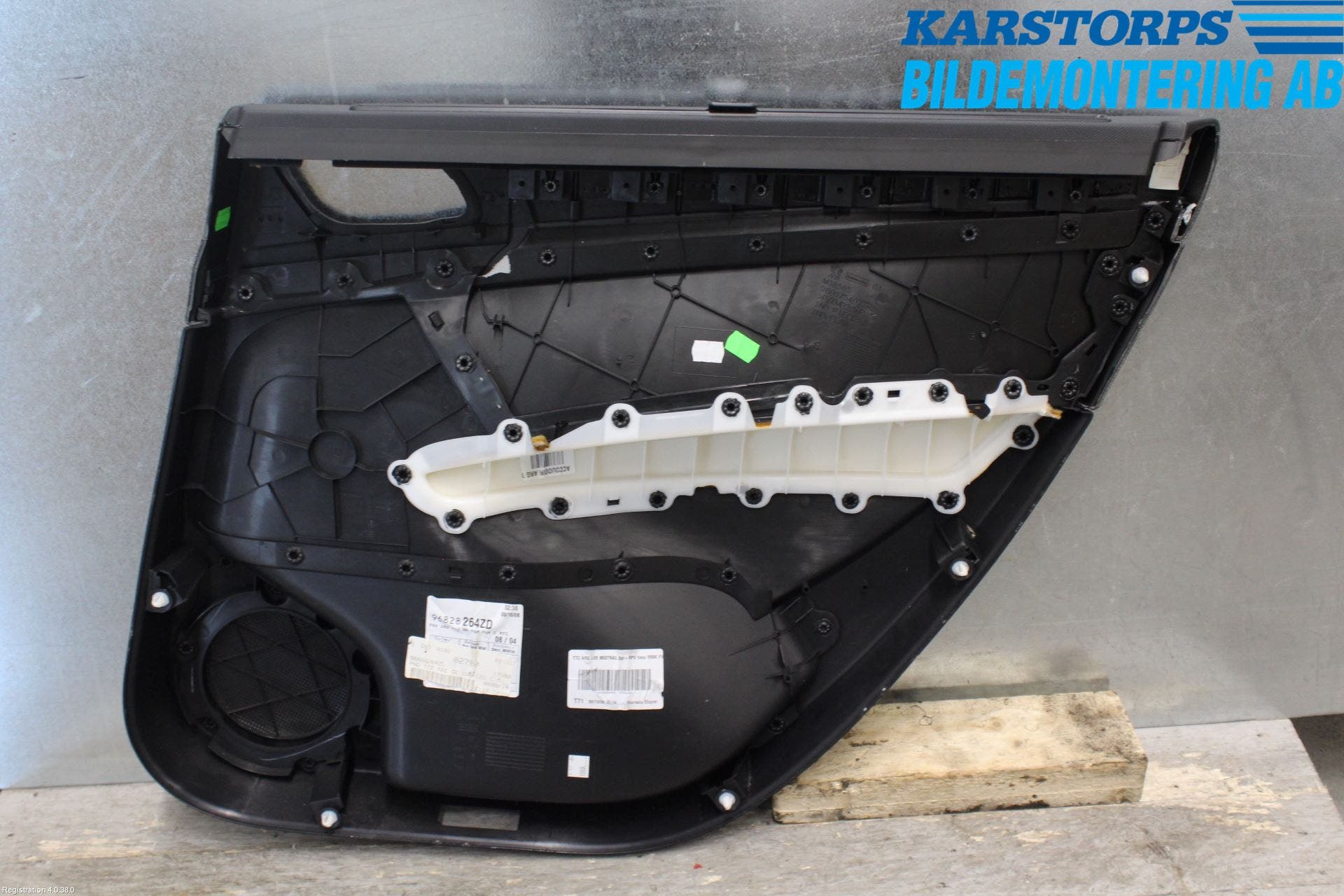 Peugeot 308 08-13 Dörrklädsel Vä