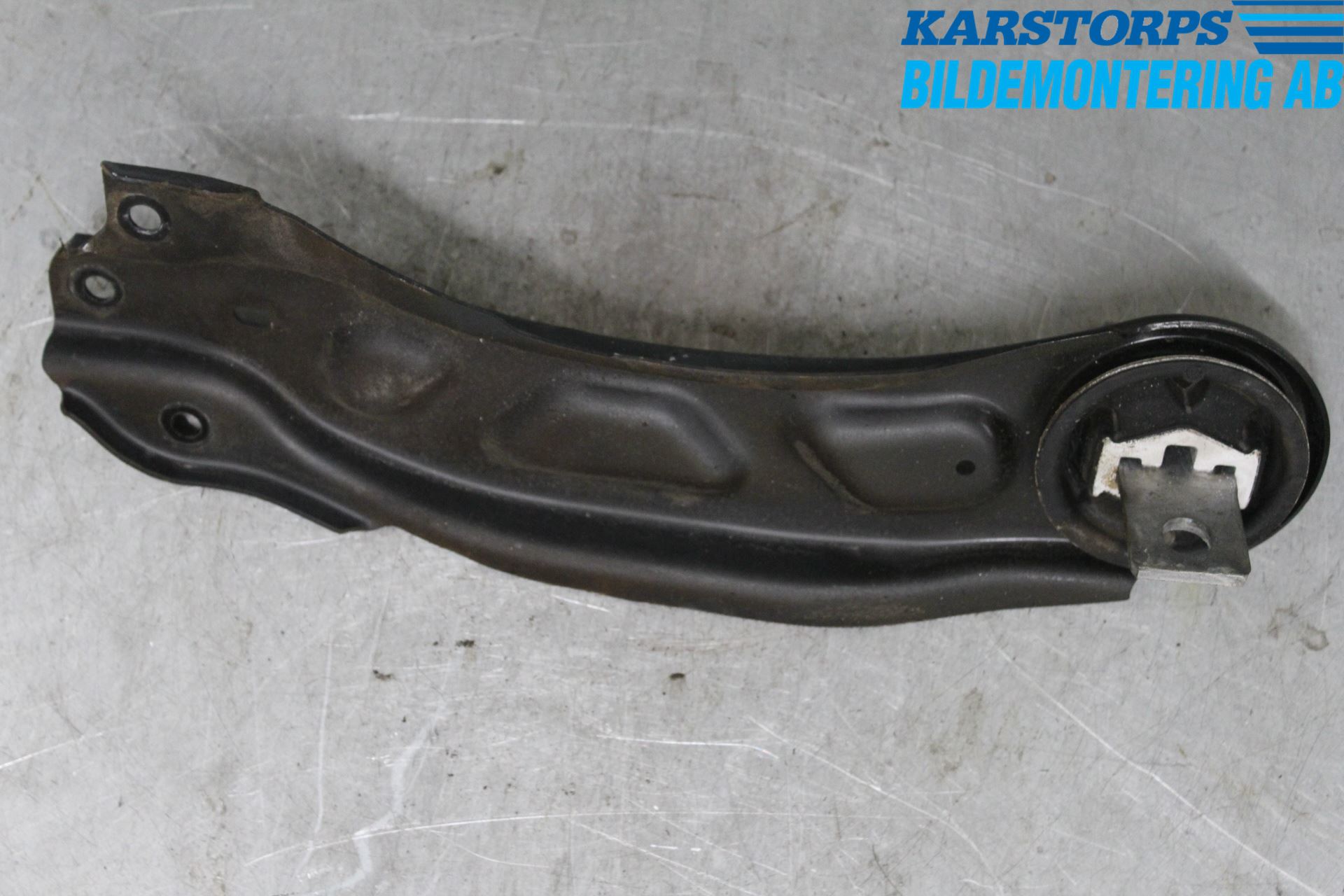 Mercedes-Benz MB CLA-KLASS (C117/X117) 13-19 Bärarm Bak Vänster