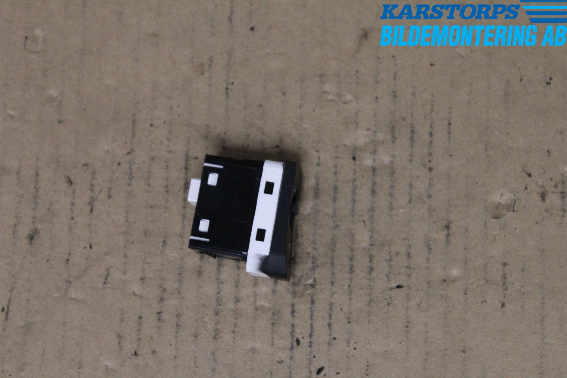 Kia RIO 12-16 Strömställare Innerbelysning