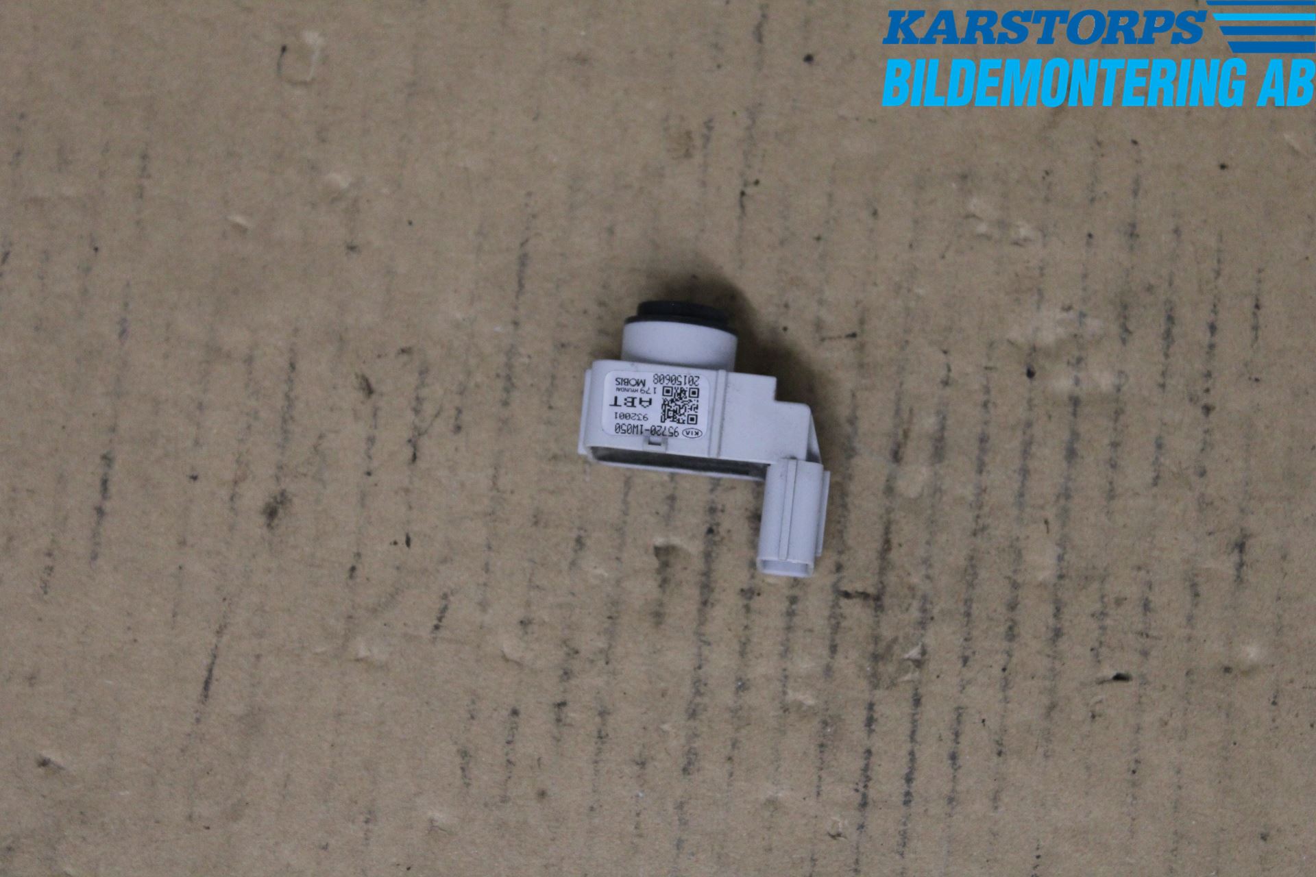 Kia RIO 12-16 Parkeringshjälp Backsensor