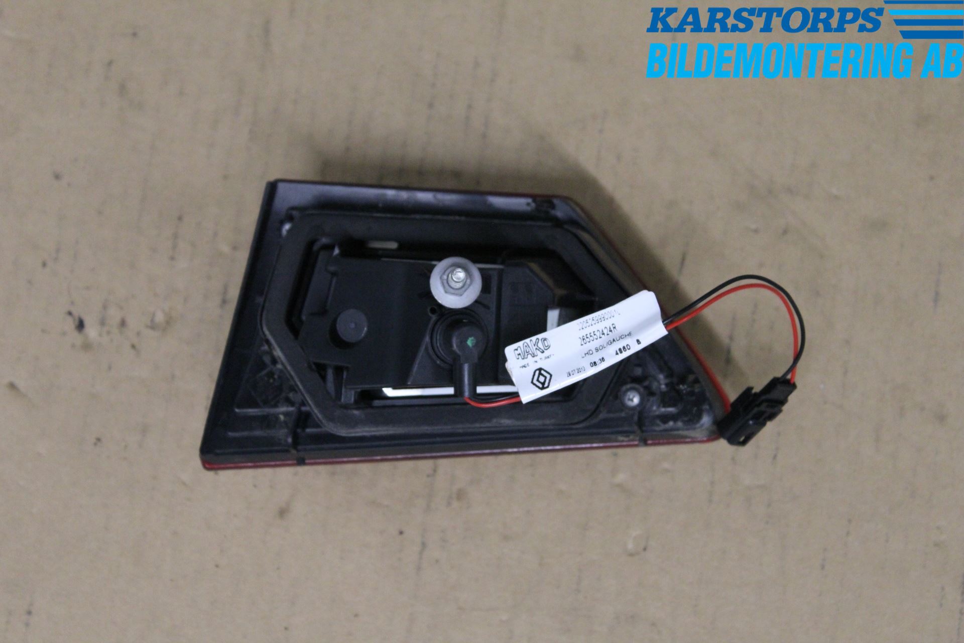 Renault CLIO IV 12-16 Bakljus Lucka Vä