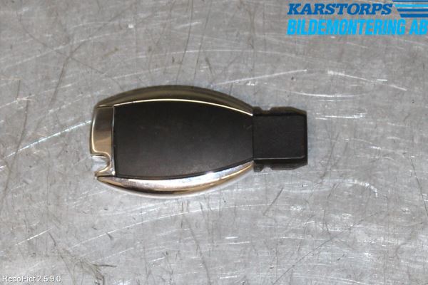 Mercedes-Benz MB CLA-KLASS (C117/X117) 13-19 Fjärrkontroll Larm-Centrallås